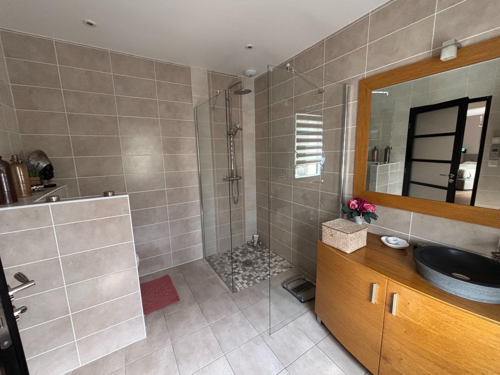 Photo 17 de l'annonce.