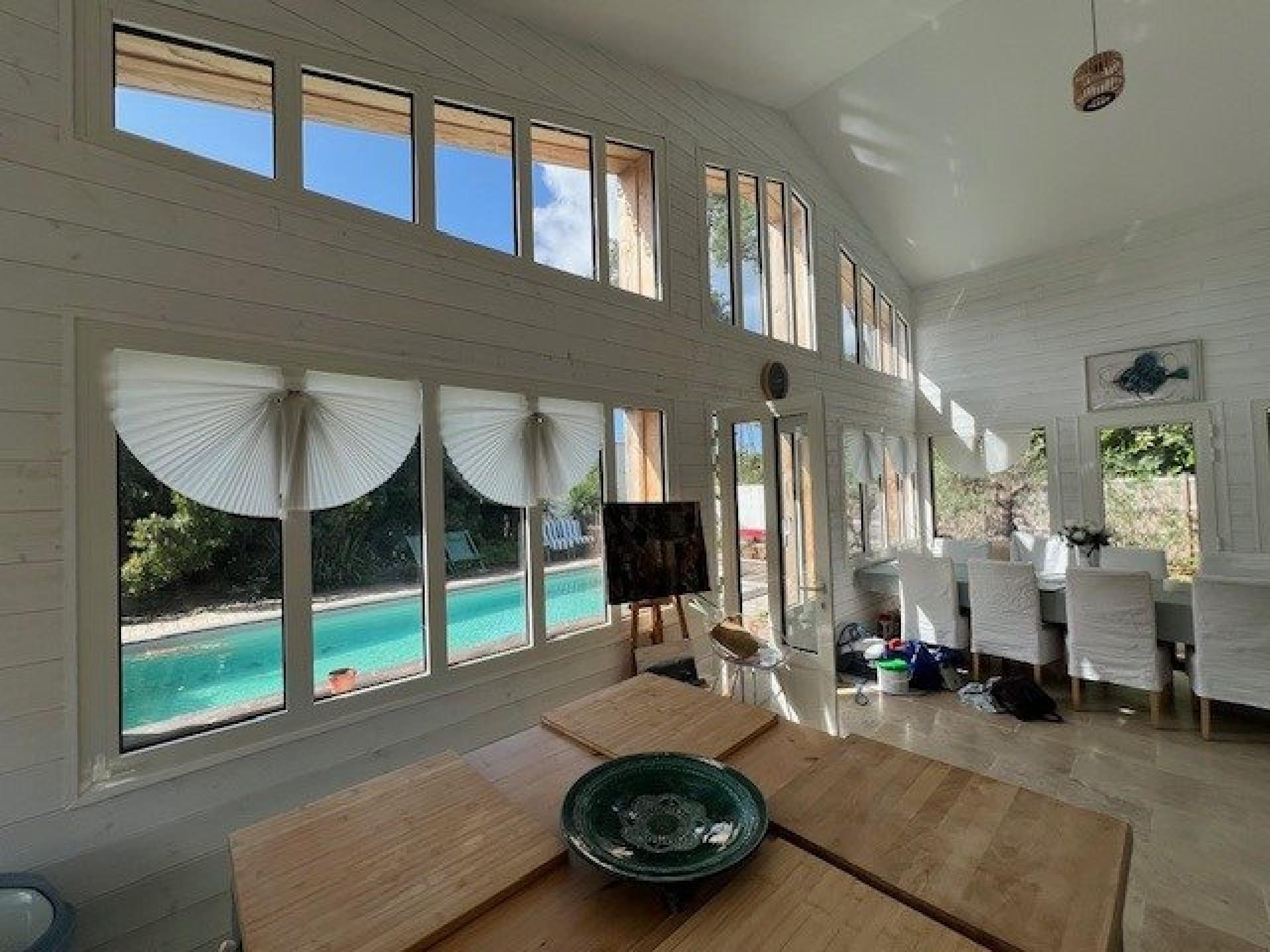 Photo 7 of the listing.