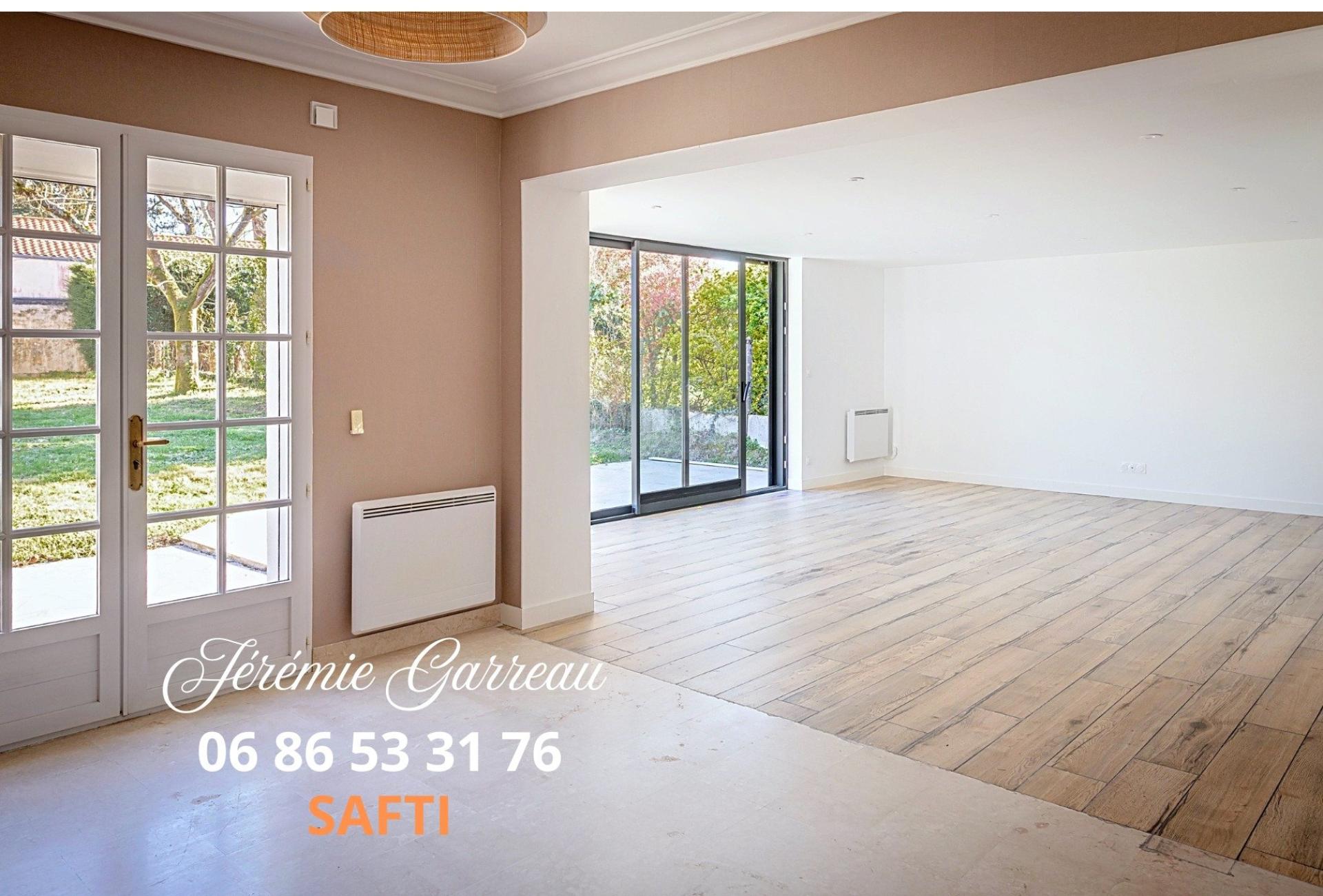 Photo 2 of the listing.