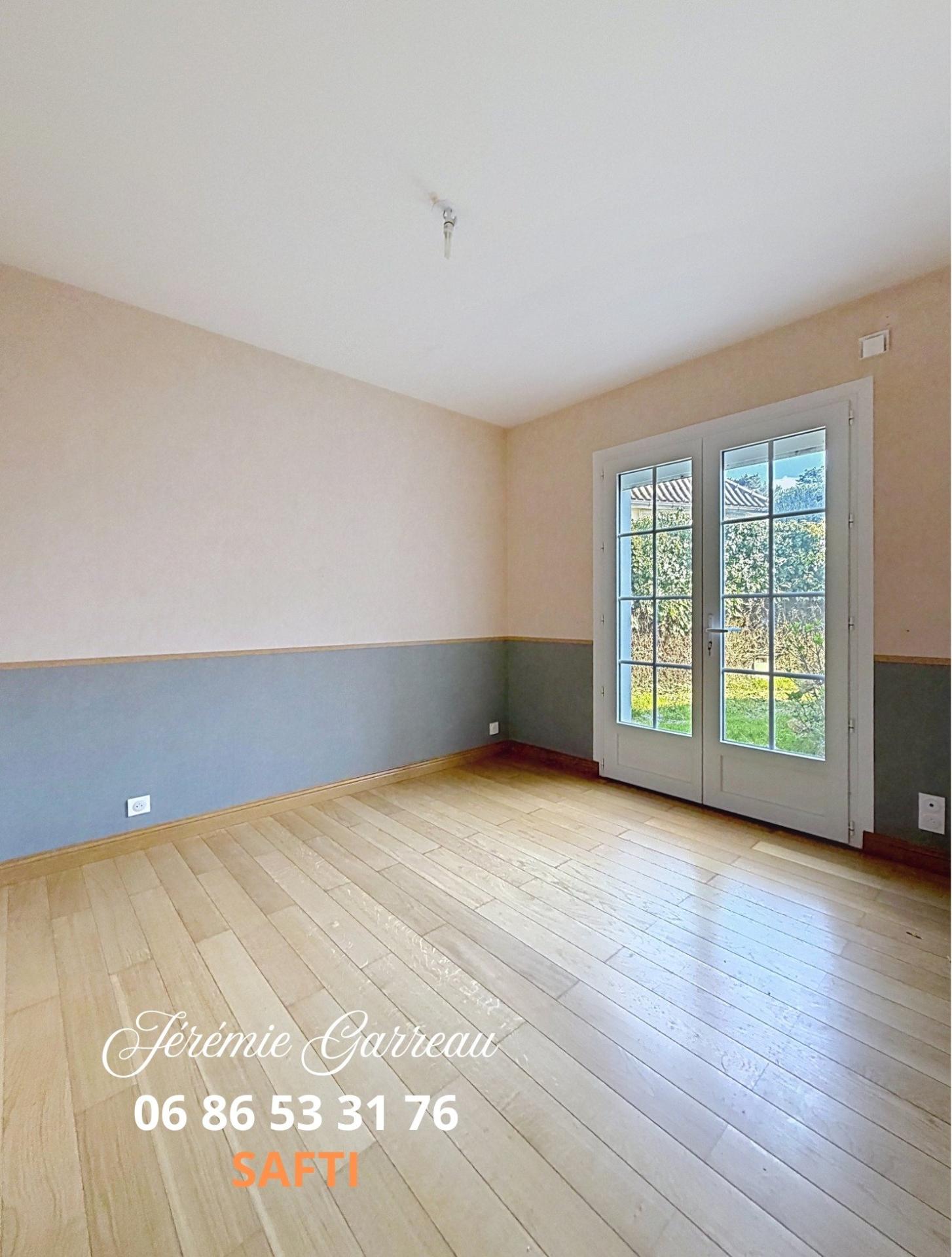 Photo 6 of the listing.