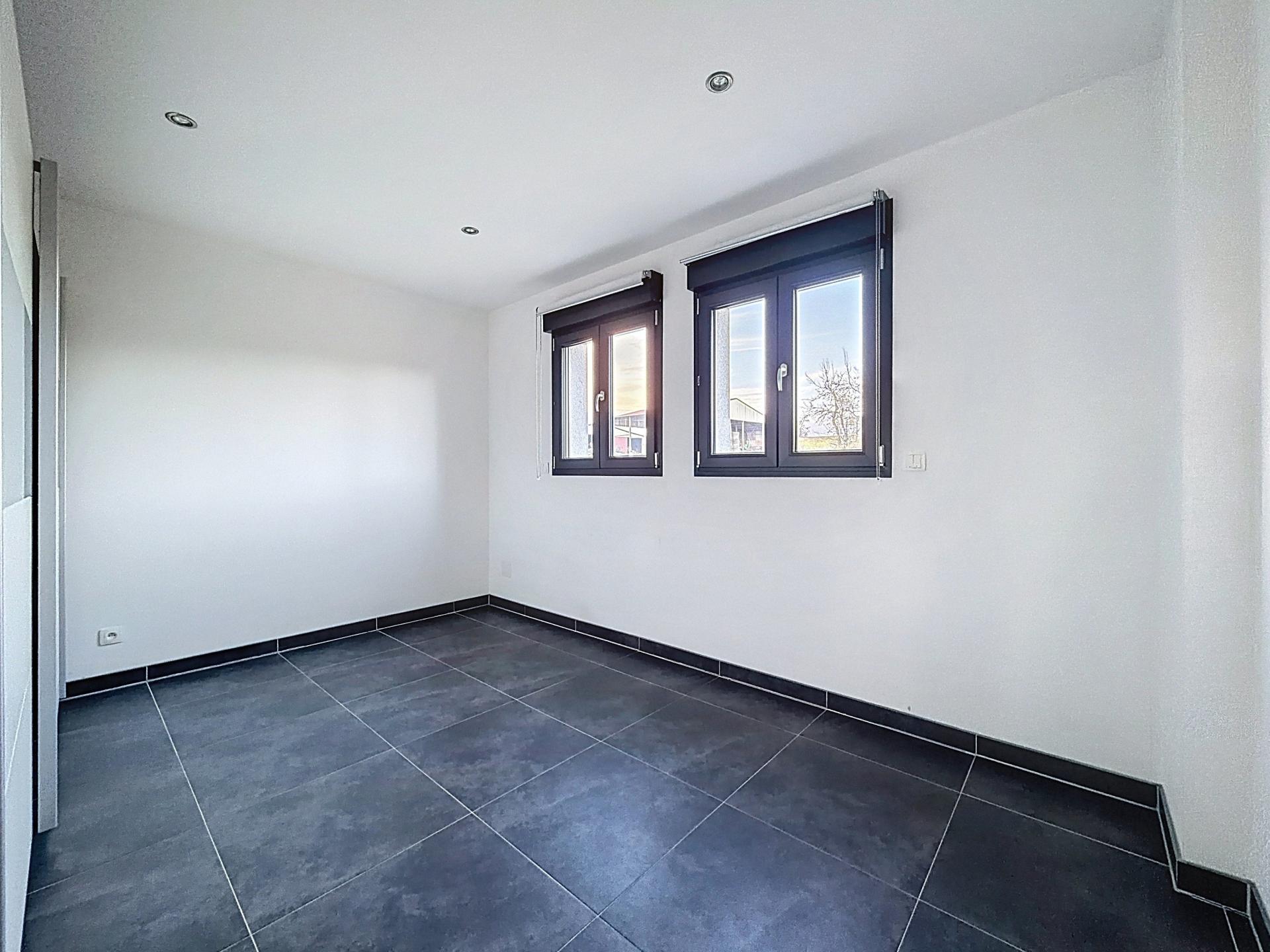 Photo 15 de l'annonce.