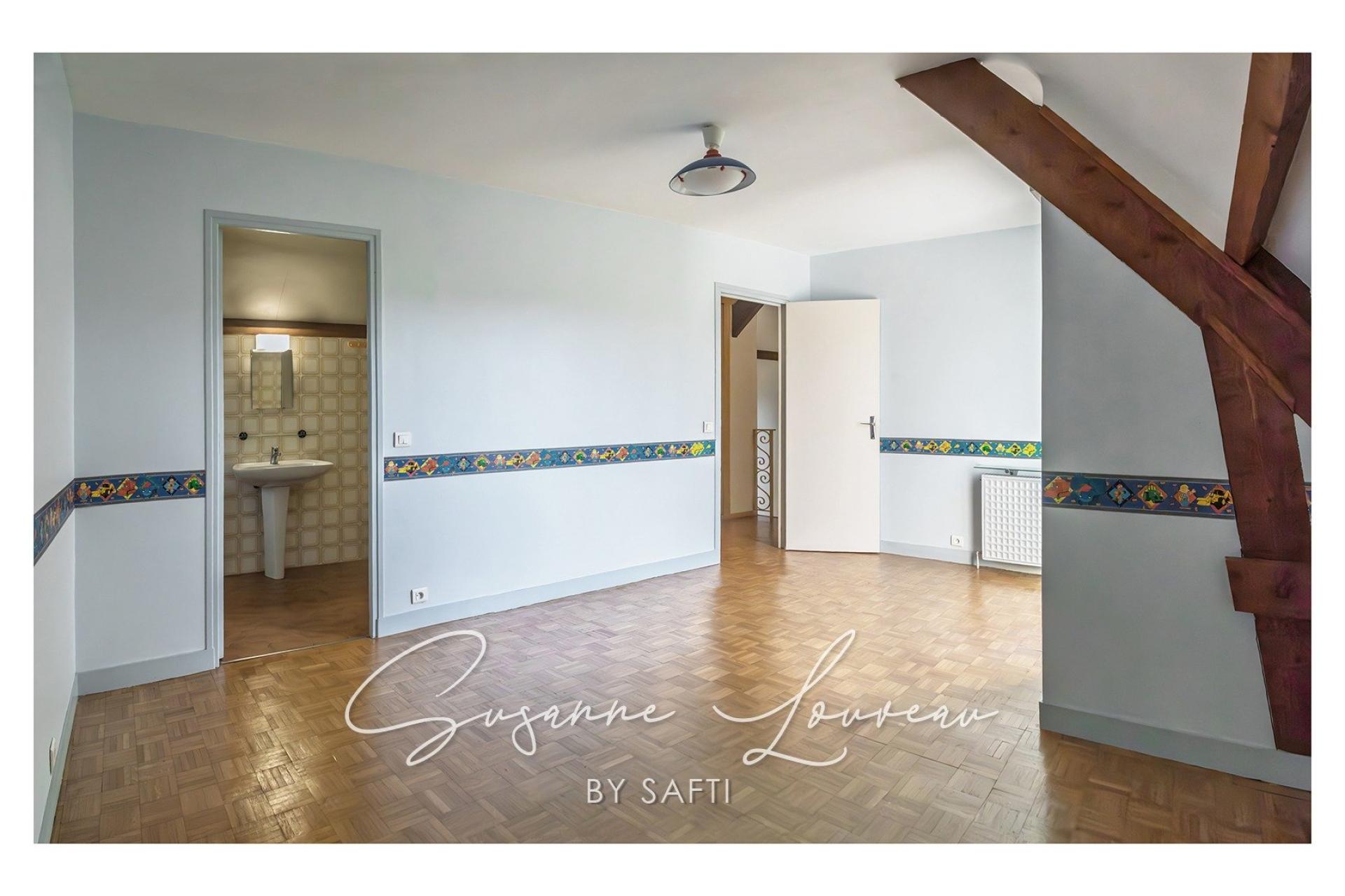 Photo 16 of the listing.