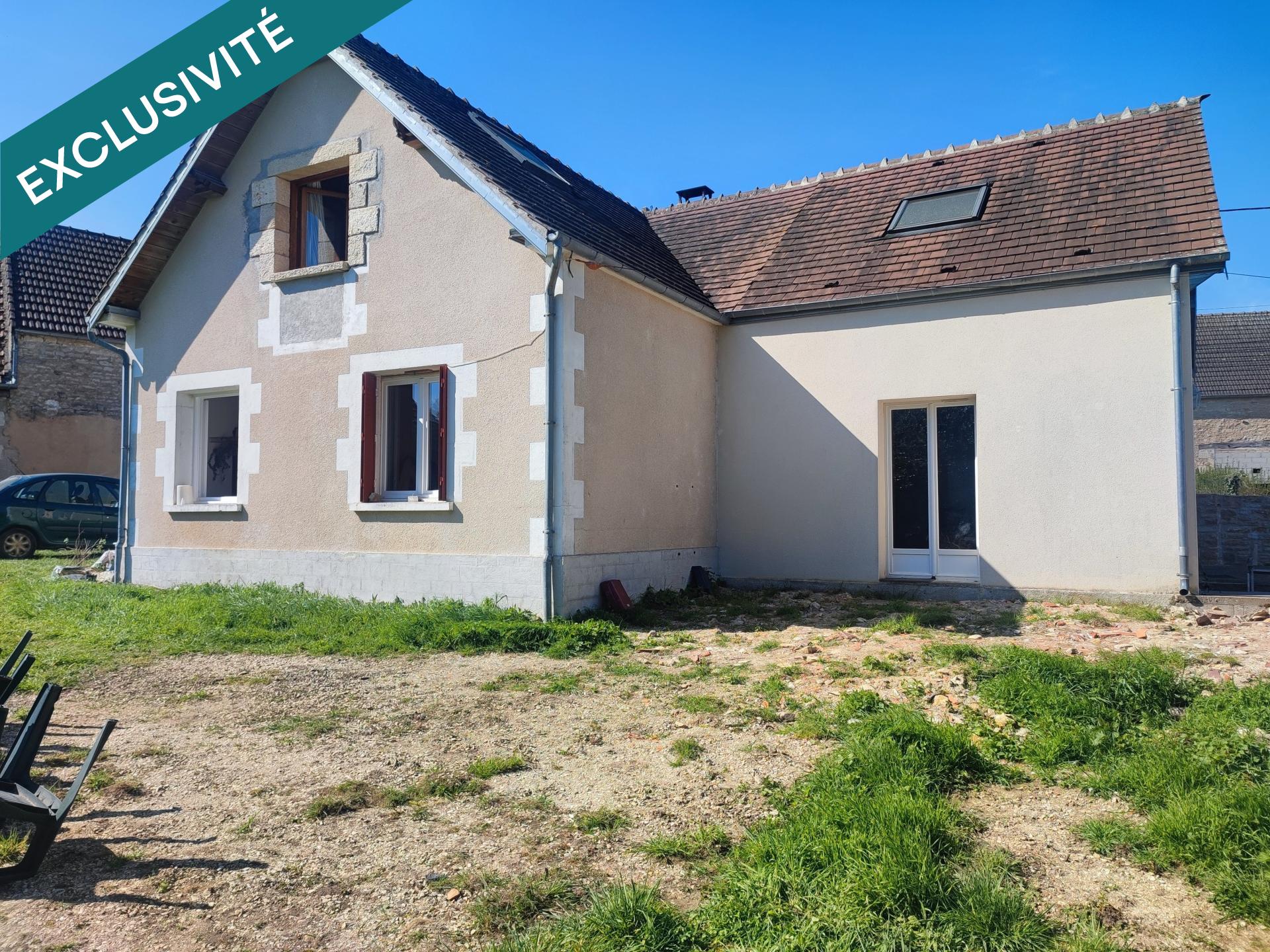 Maison ancienne de 6 pièces et sa dépendance.
