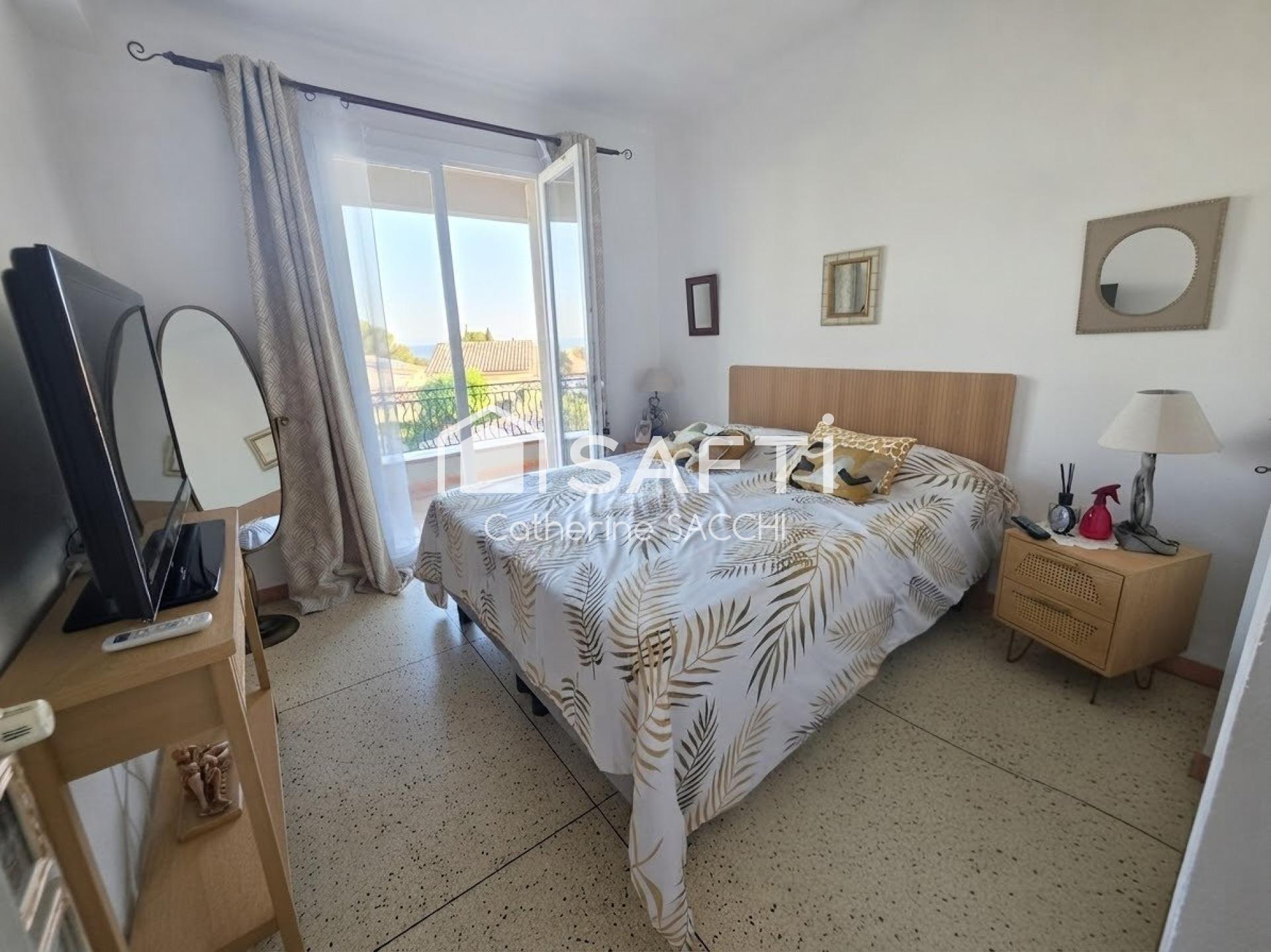 Photo SAFTI — Maison 7 pièces, 148 m² à Saint Raphael 4