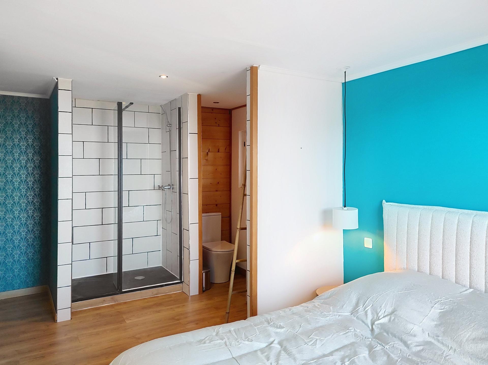 Photo 12 of the listing.