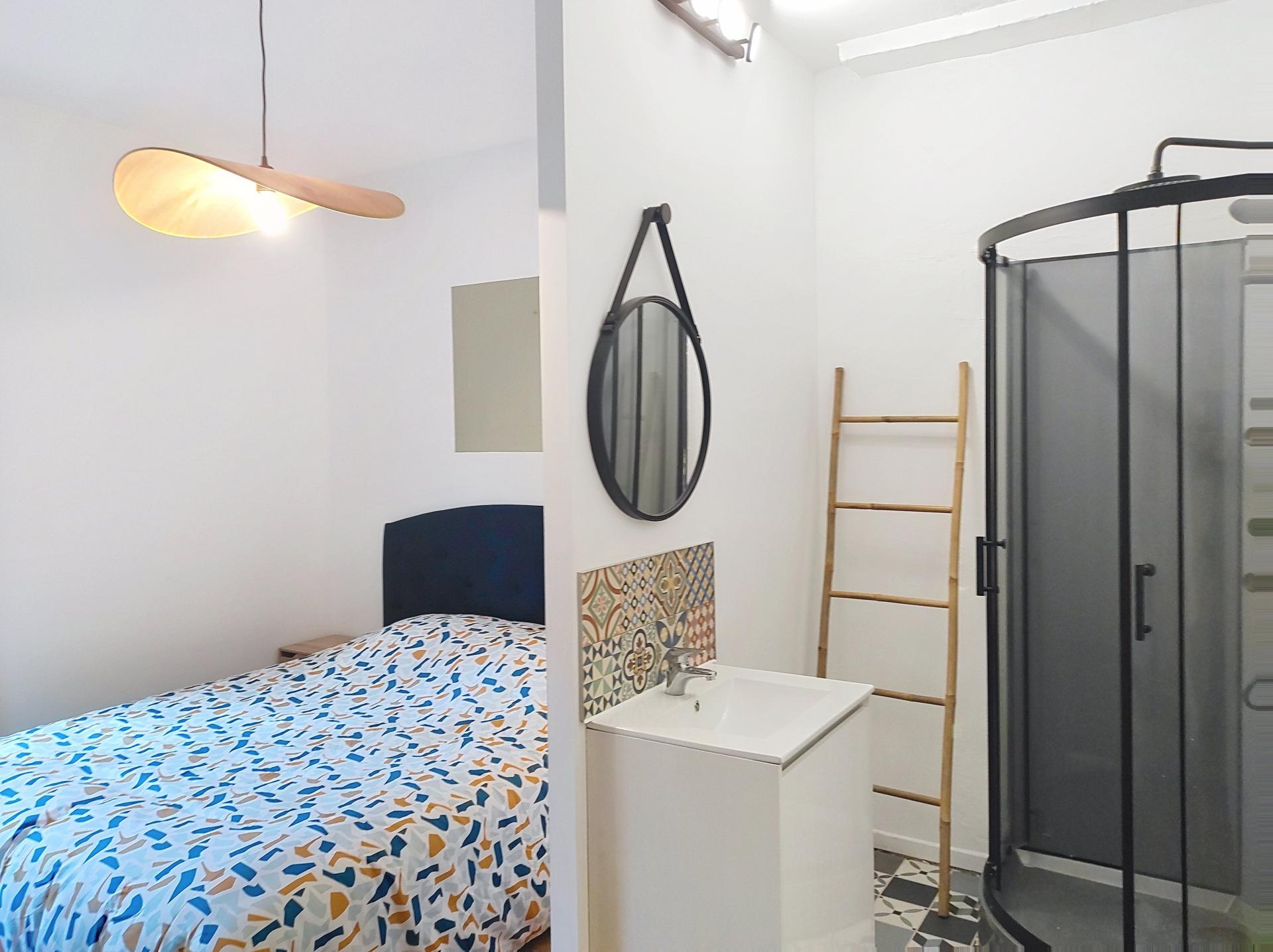 Photo 8 of the listing.