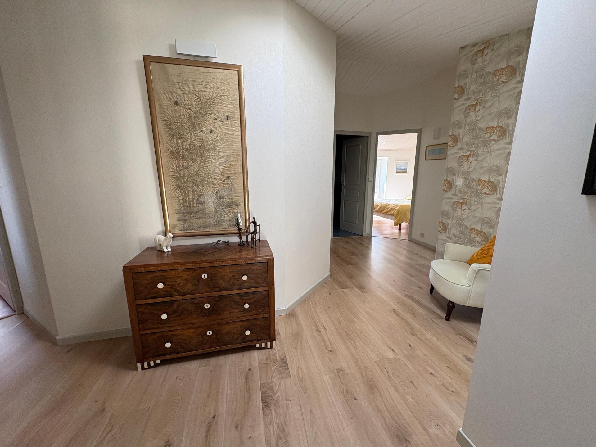 Photo 10 of the listing.