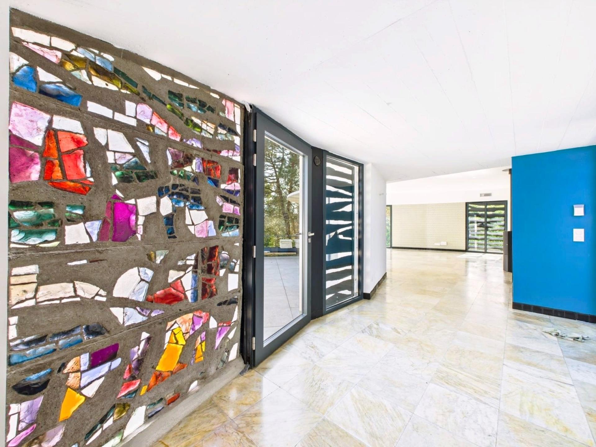 Photo 14 of the listing.