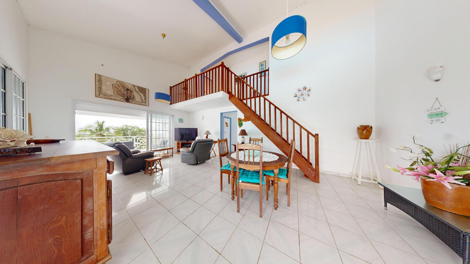 Photo 9 of the listing.