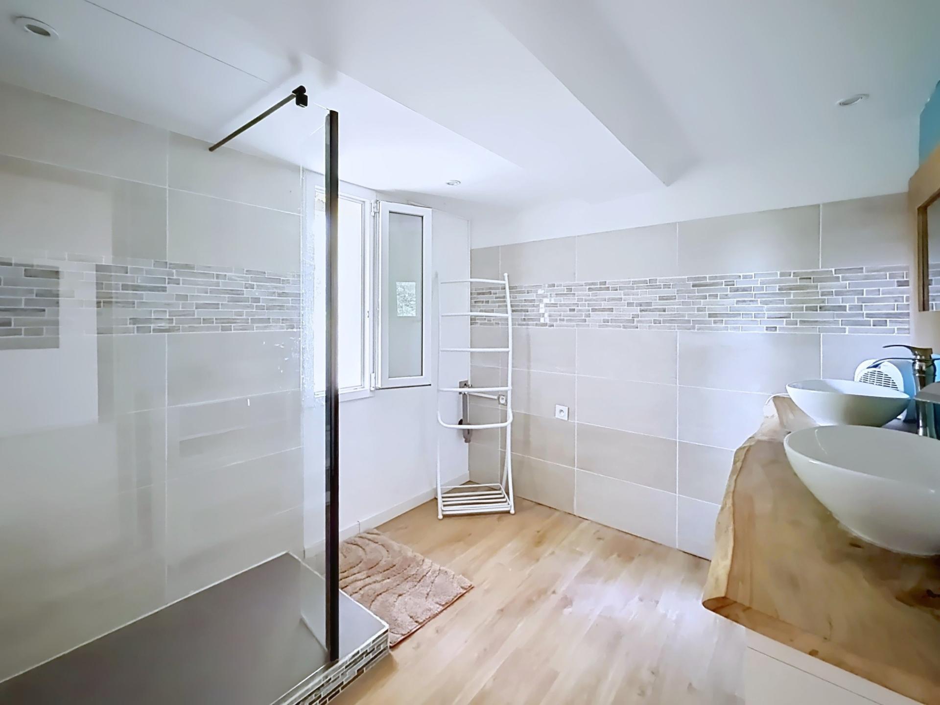 Photo 14 de l'annonce.