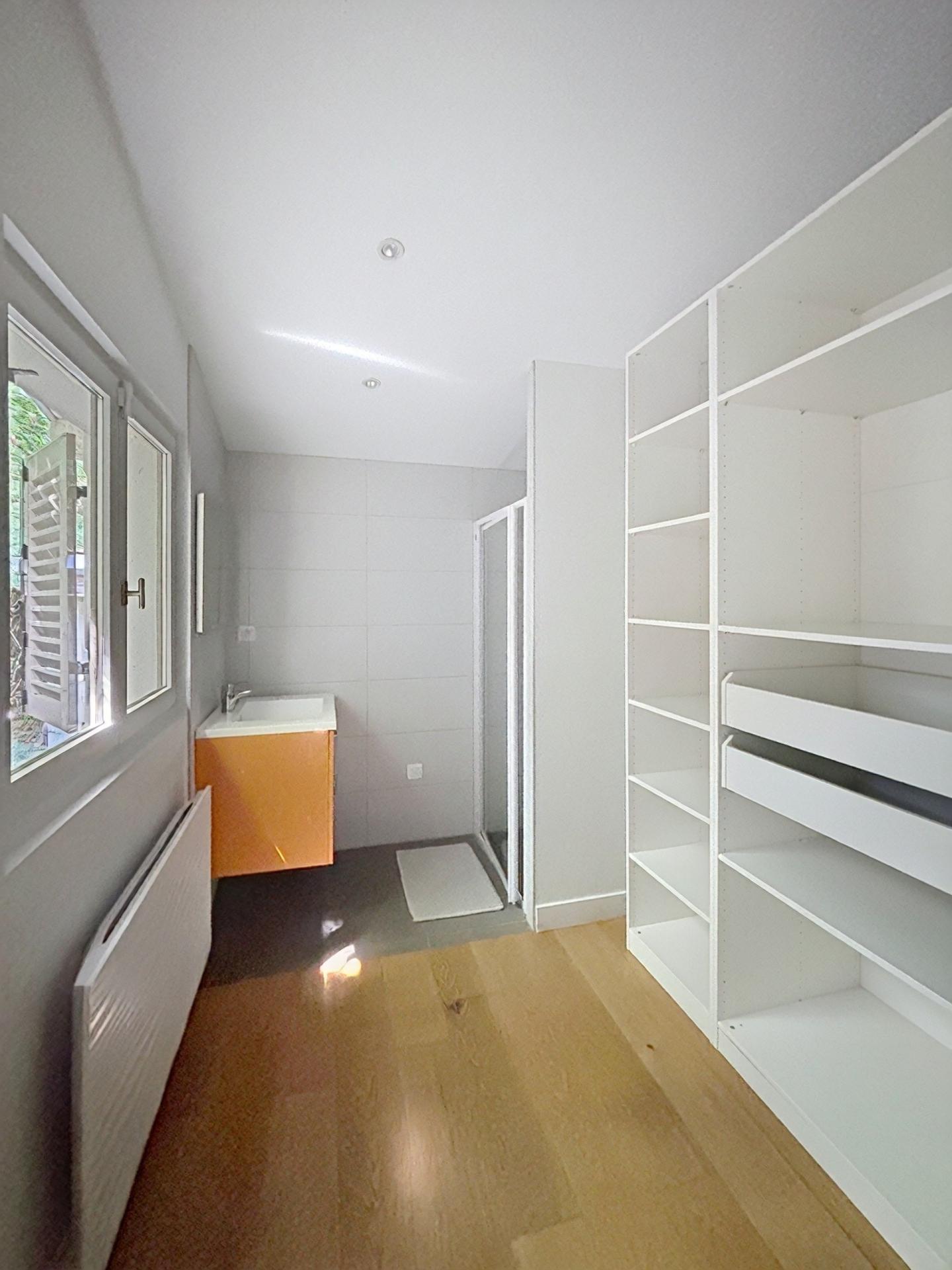 Photo 14 de l'annonce.