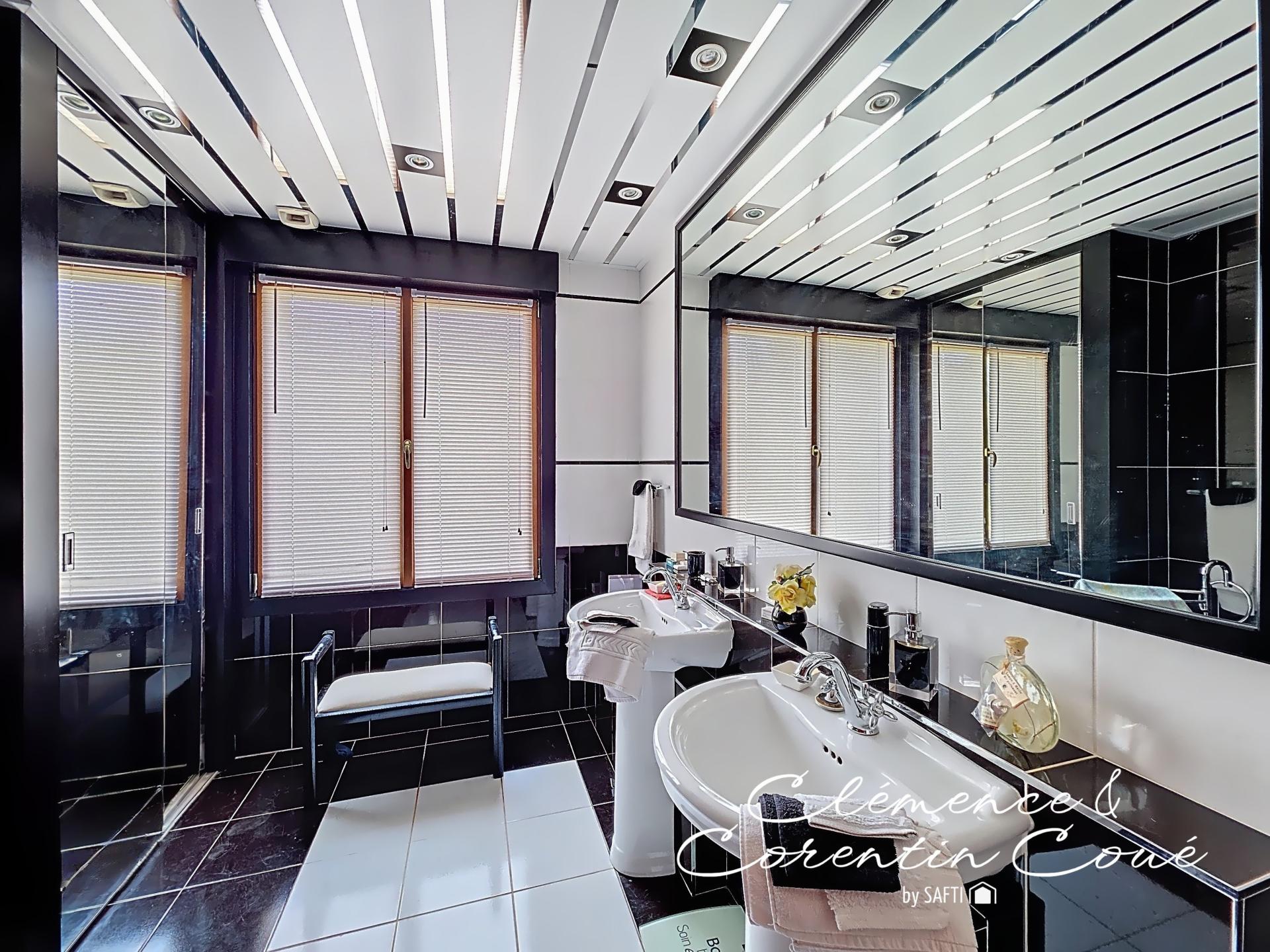 Photo 14 de l'annonce.