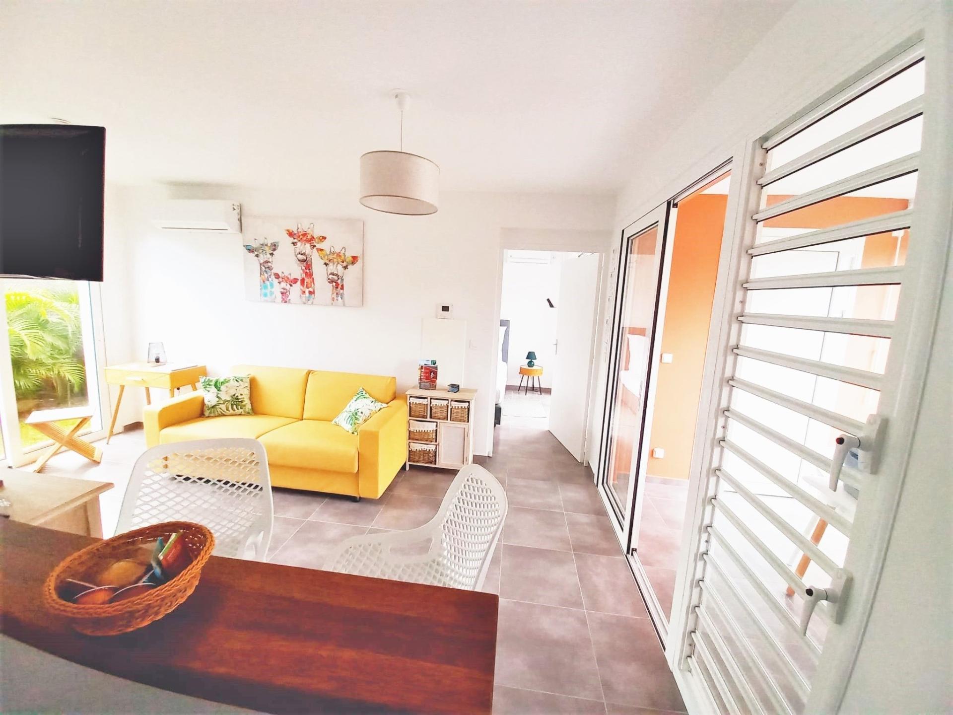 Photo 5 of the listing.