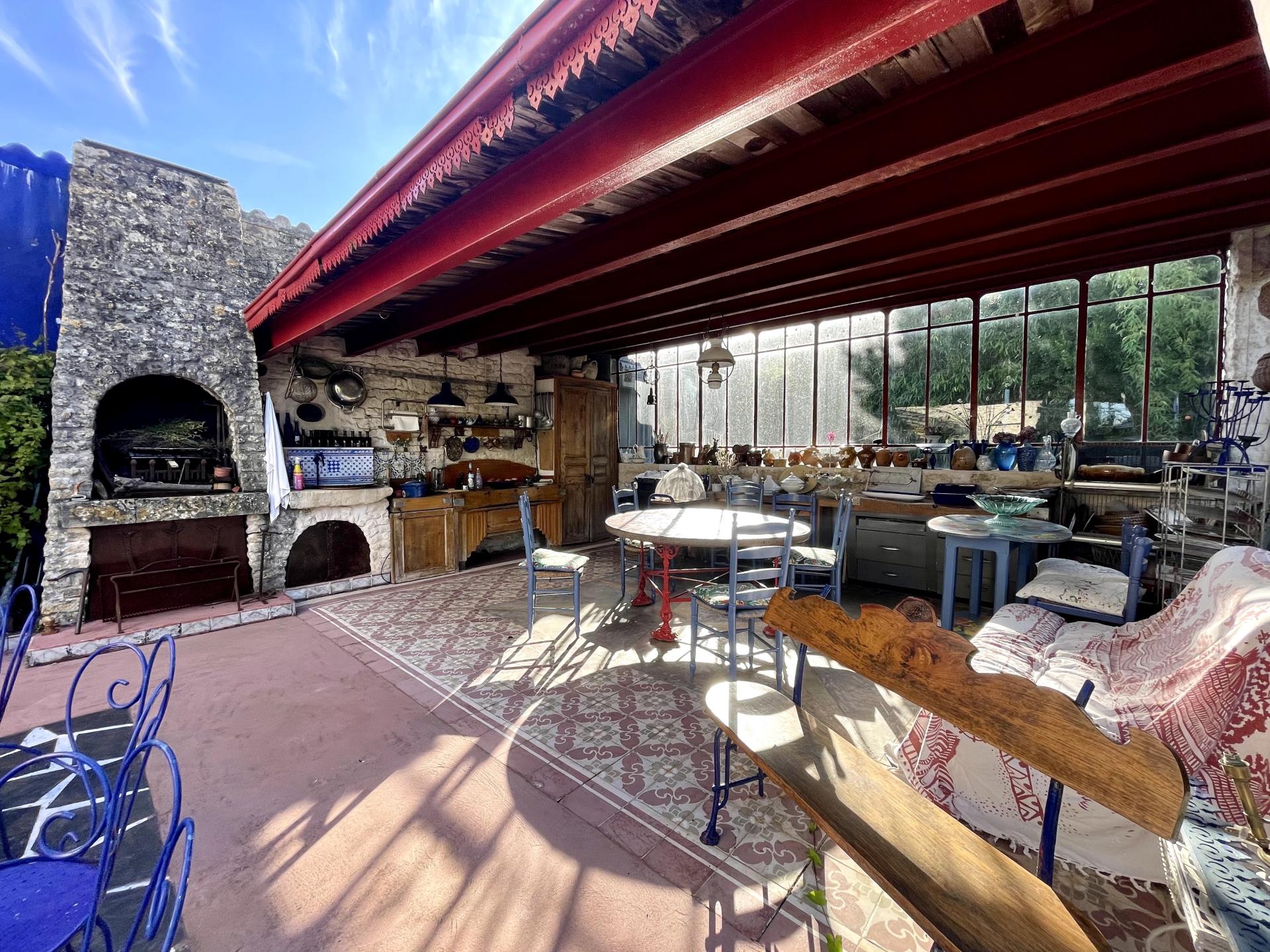 Photo 10 of the listing.