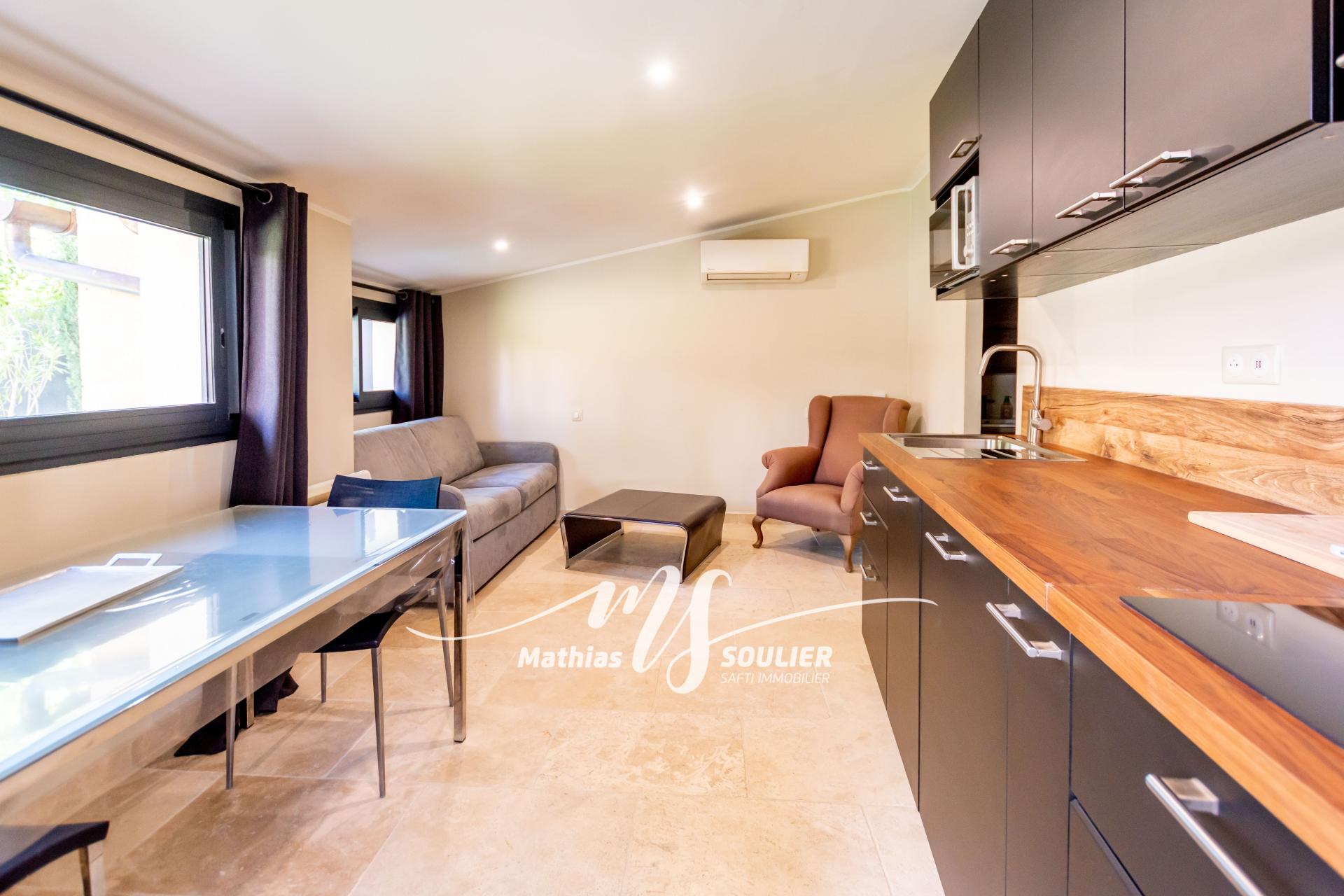 Photo 15 de l'annonce.