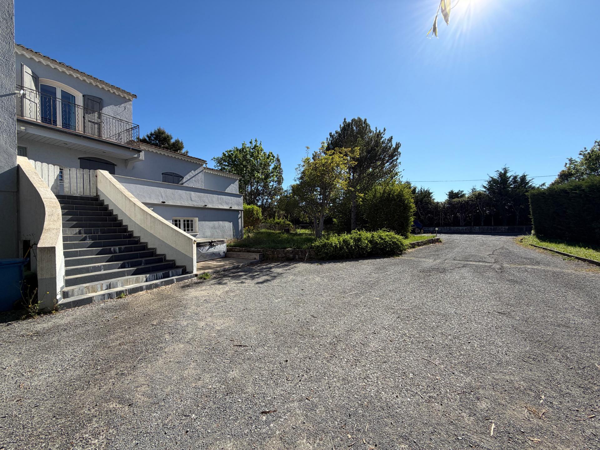 Photo 15 de l'annonce.