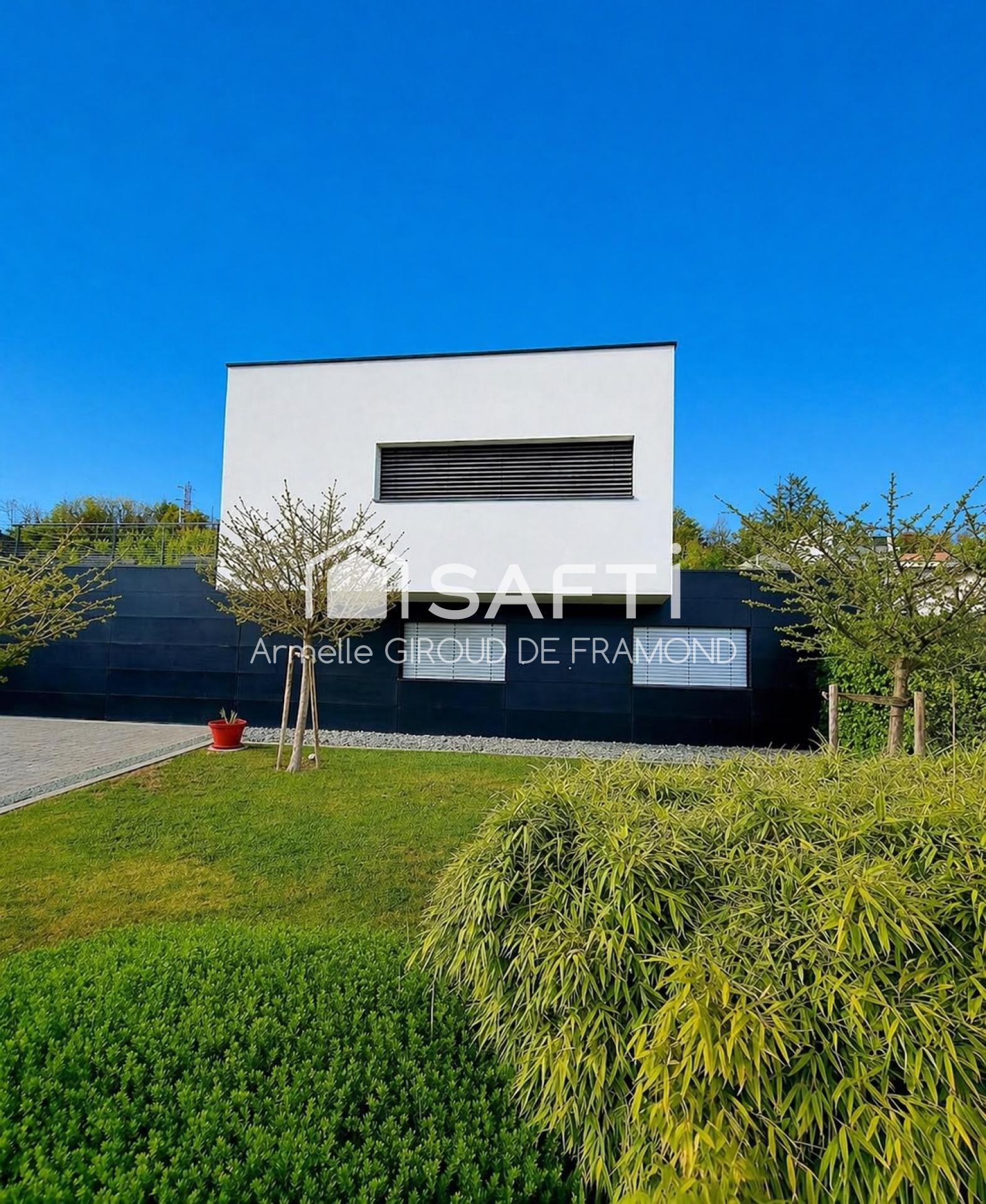 Maison 8 pièces 236 m² · à Hochstatt · 236 m² · 1 470 000 €