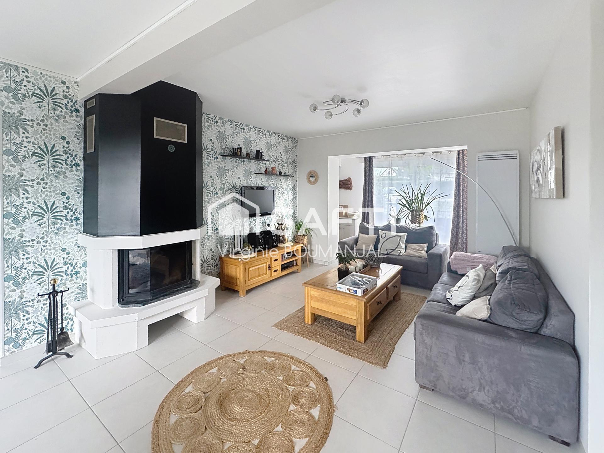 Photo SAFTI — Maison 8 pièces, 236 m² à Vers Sur Selle 4