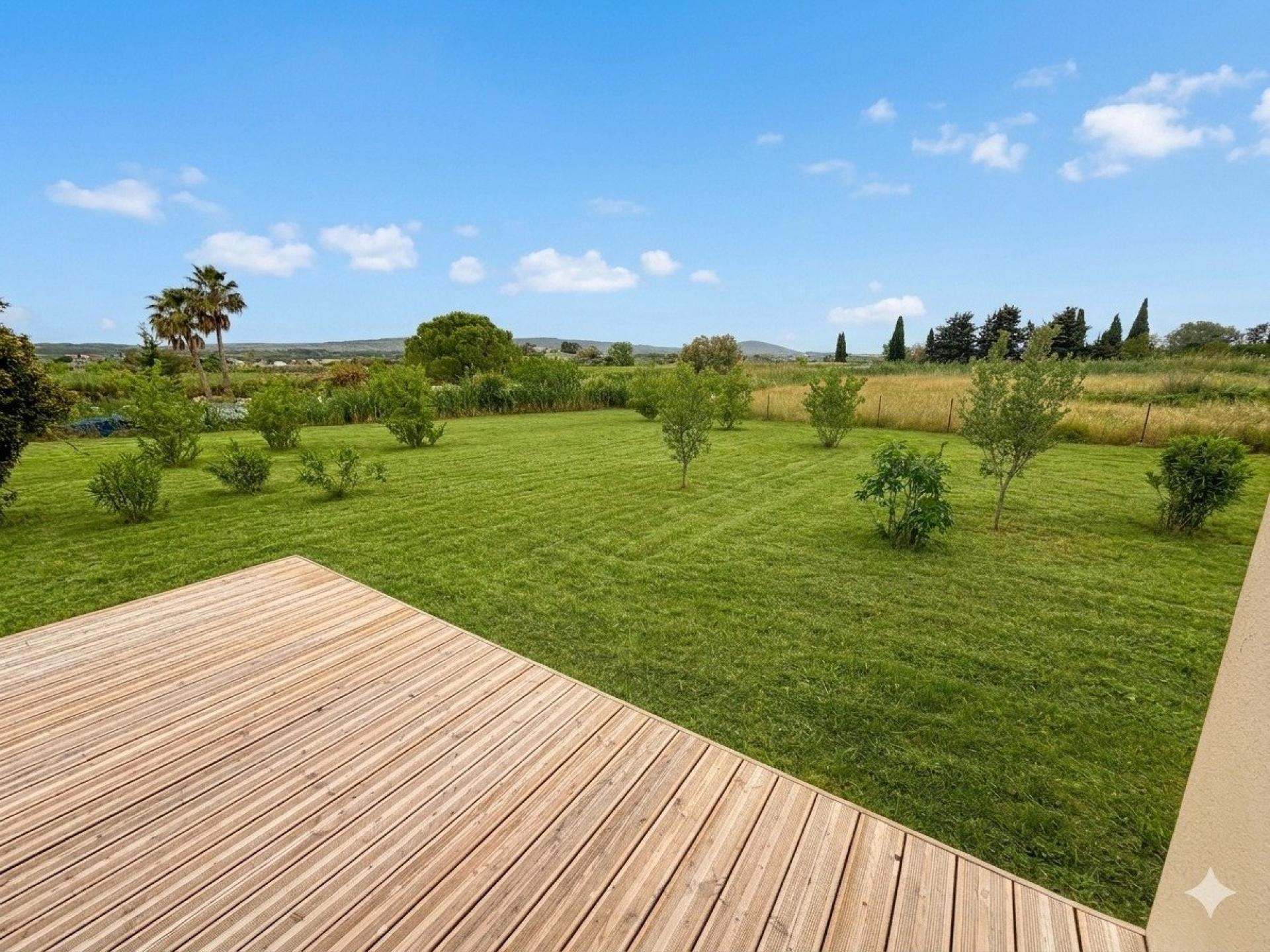 Photo 13 of the listing.