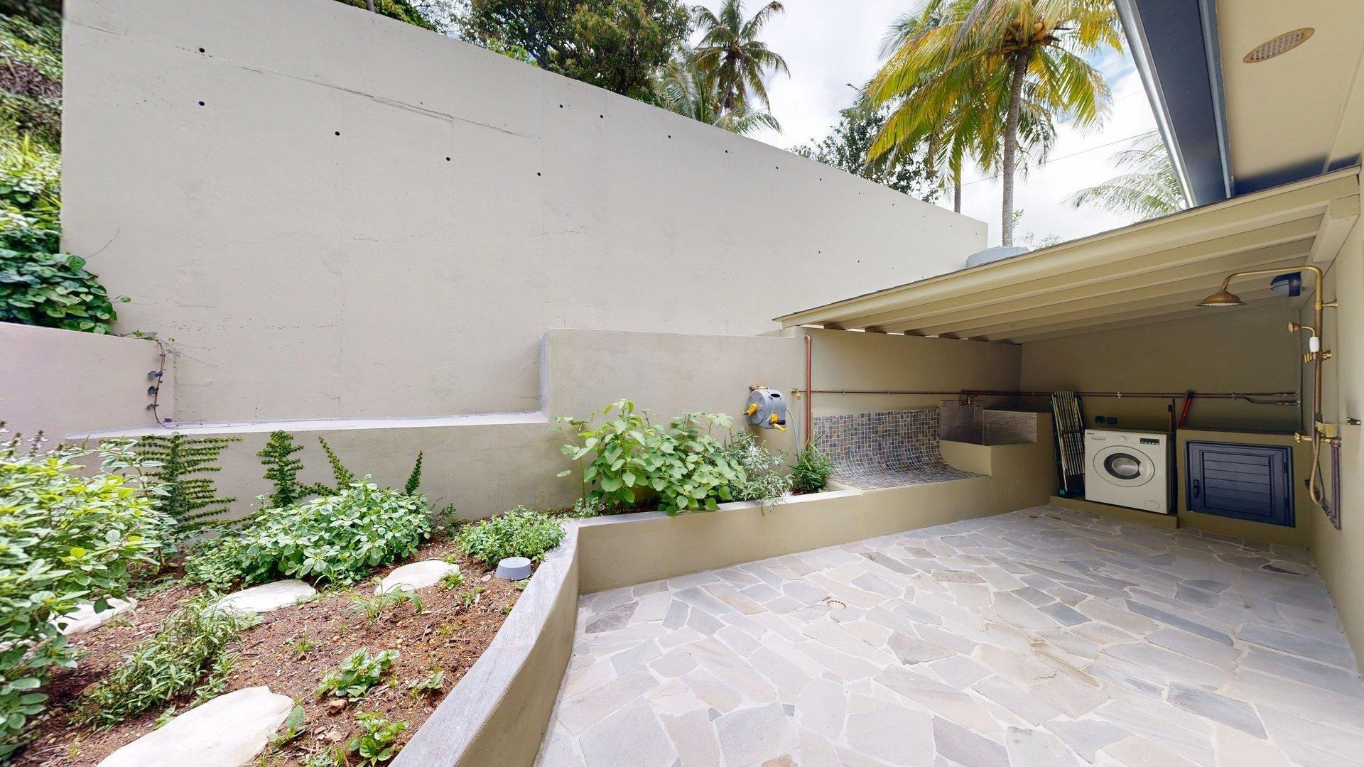 Photo 16 of the listing.