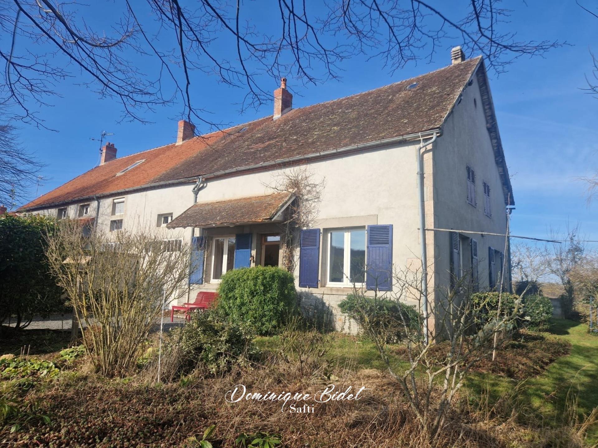 Belle maison T4 avec garage, dépendances, terrain