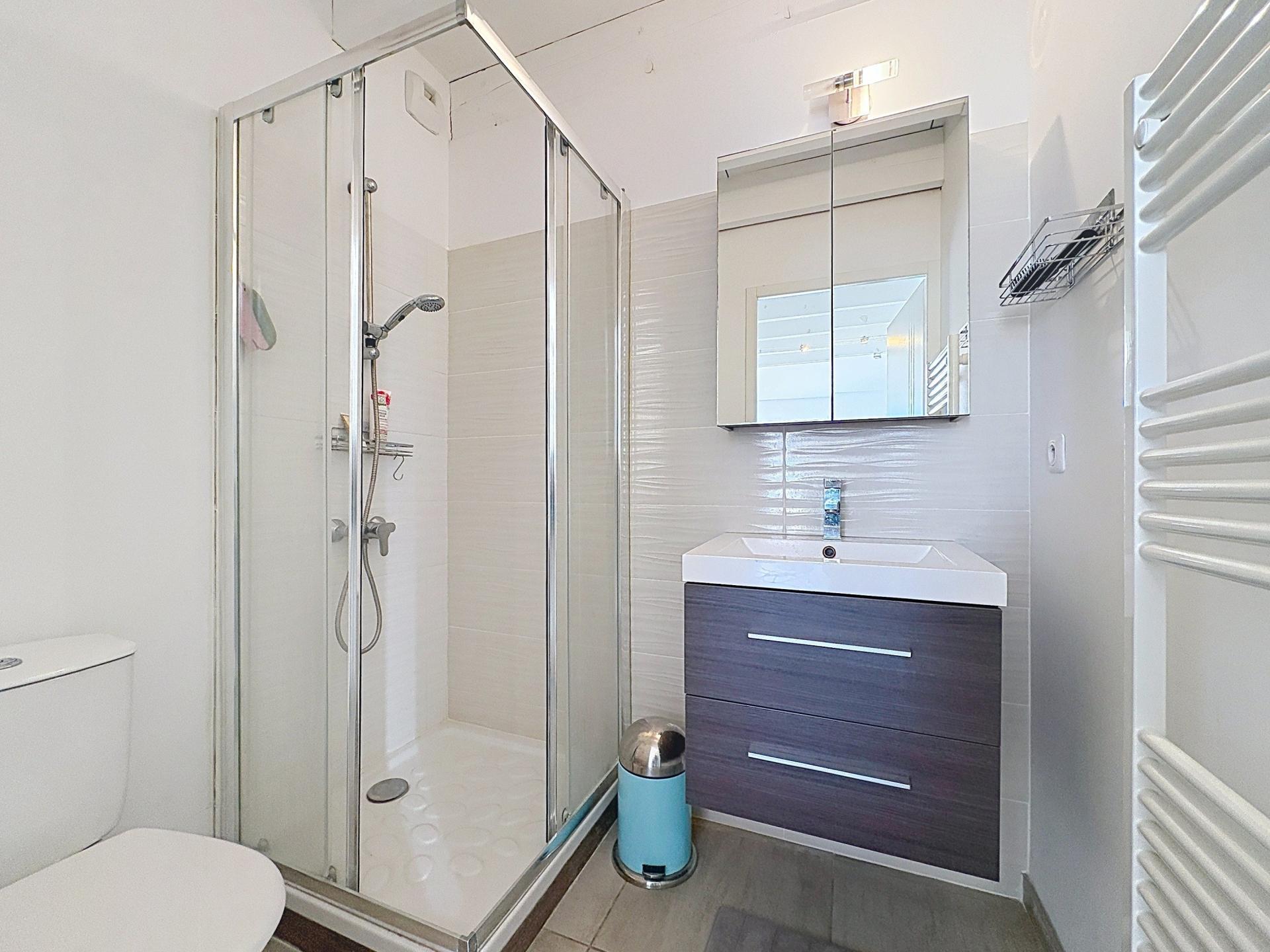 Photo 15 de l'annonce.