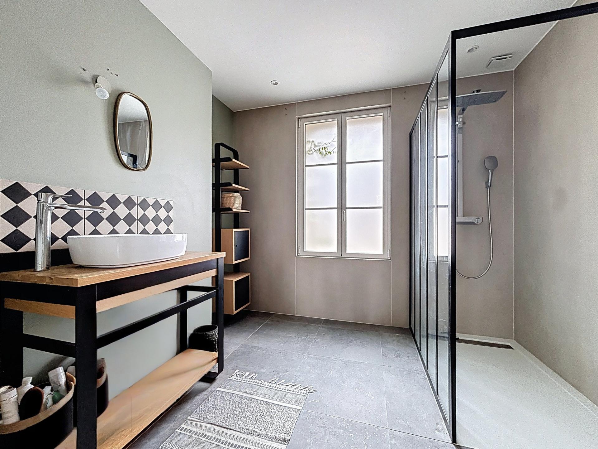 Photo 9 de l'annonce.