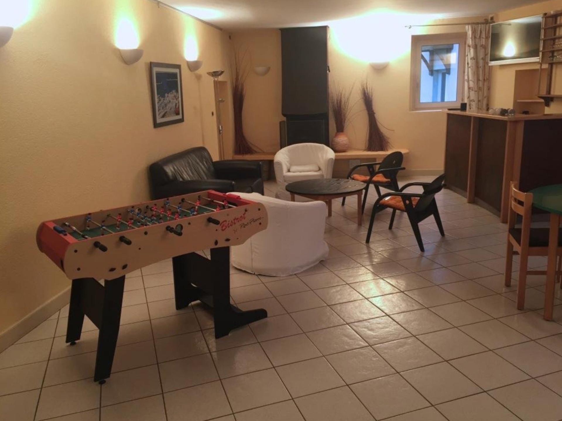 Photo 4 of the listing.