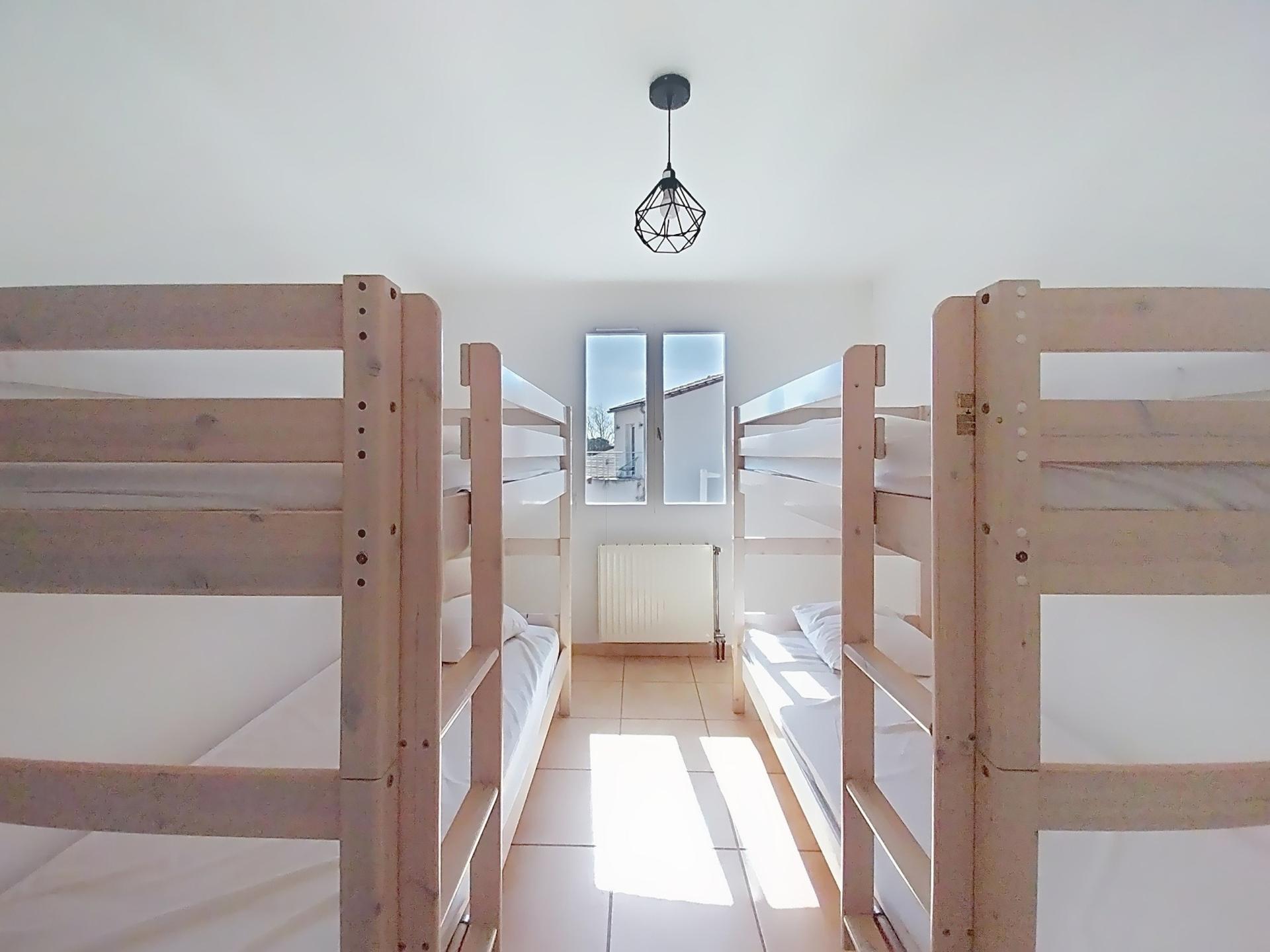 Photo 6 of the listing.