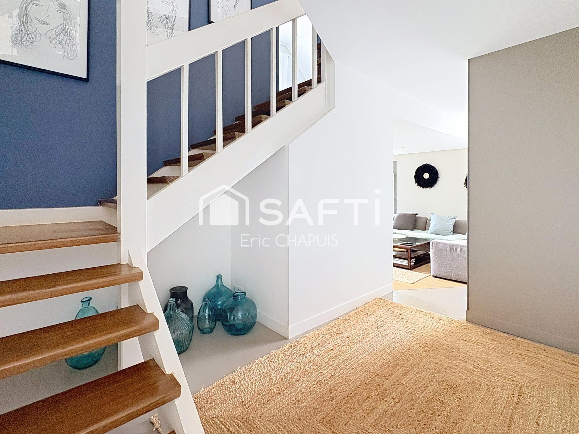 Photo SAFTI — Maison 8 pièces, 230 m² à Saint Gregoire 5