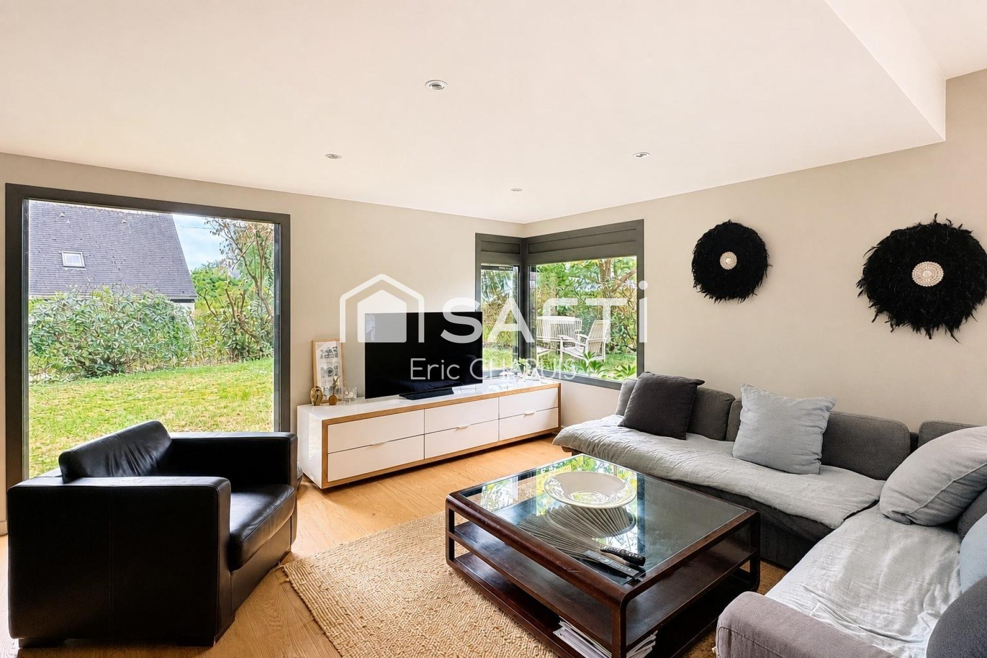 Photo SAFTI — Maison 8 pièces, 230 m² à Saint Gregoire 3