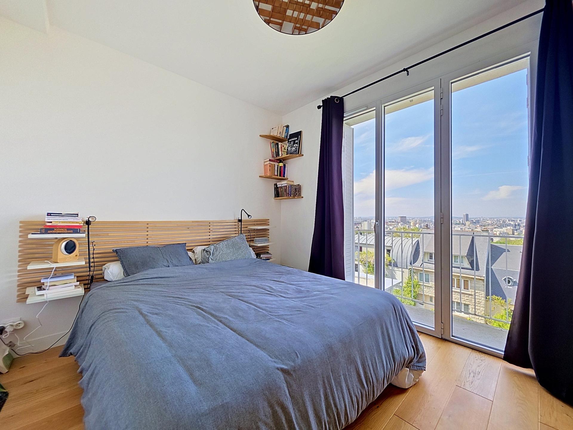 Photo 8 of the listing.