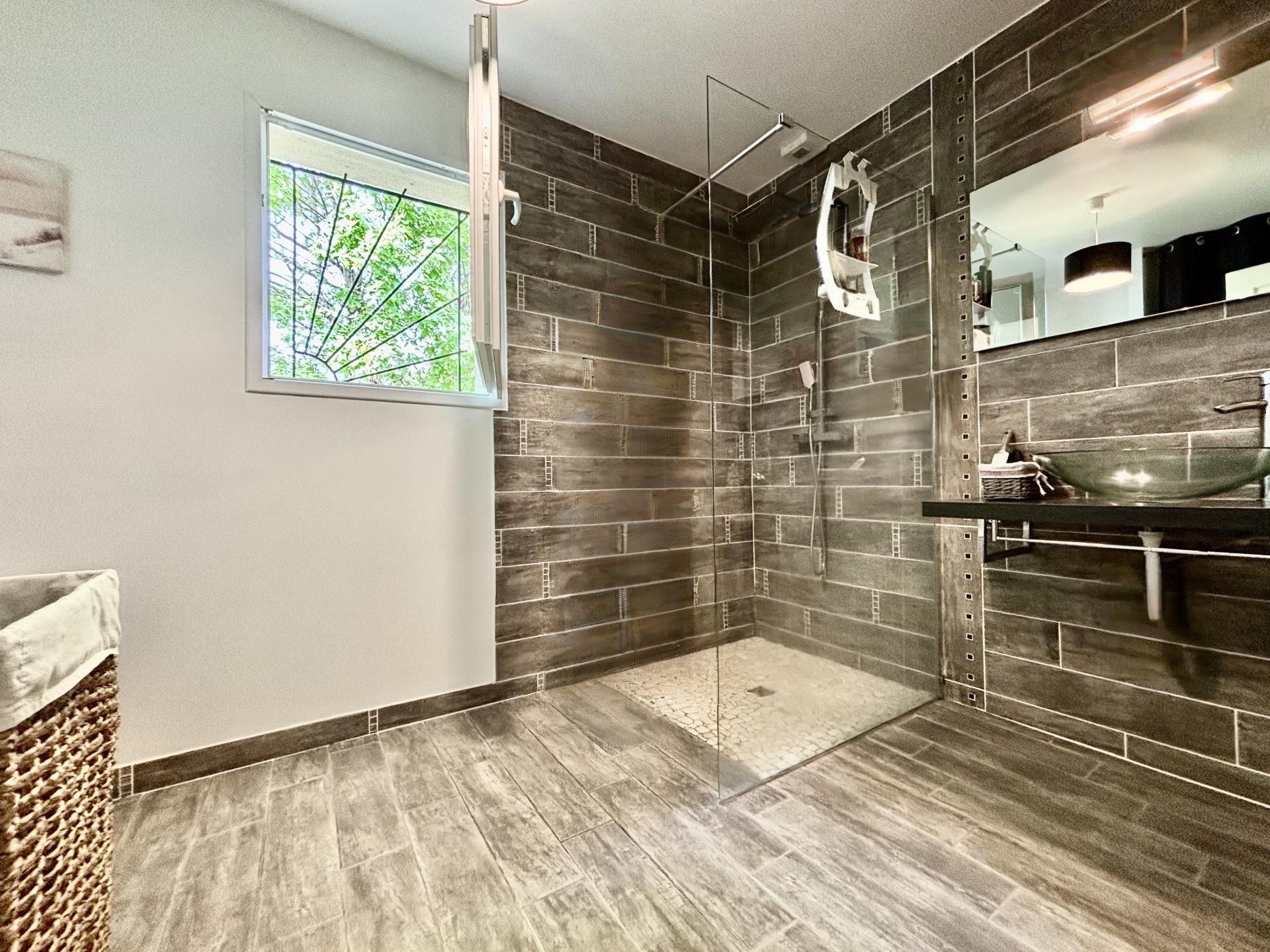 Photo 5 de l'annonce.