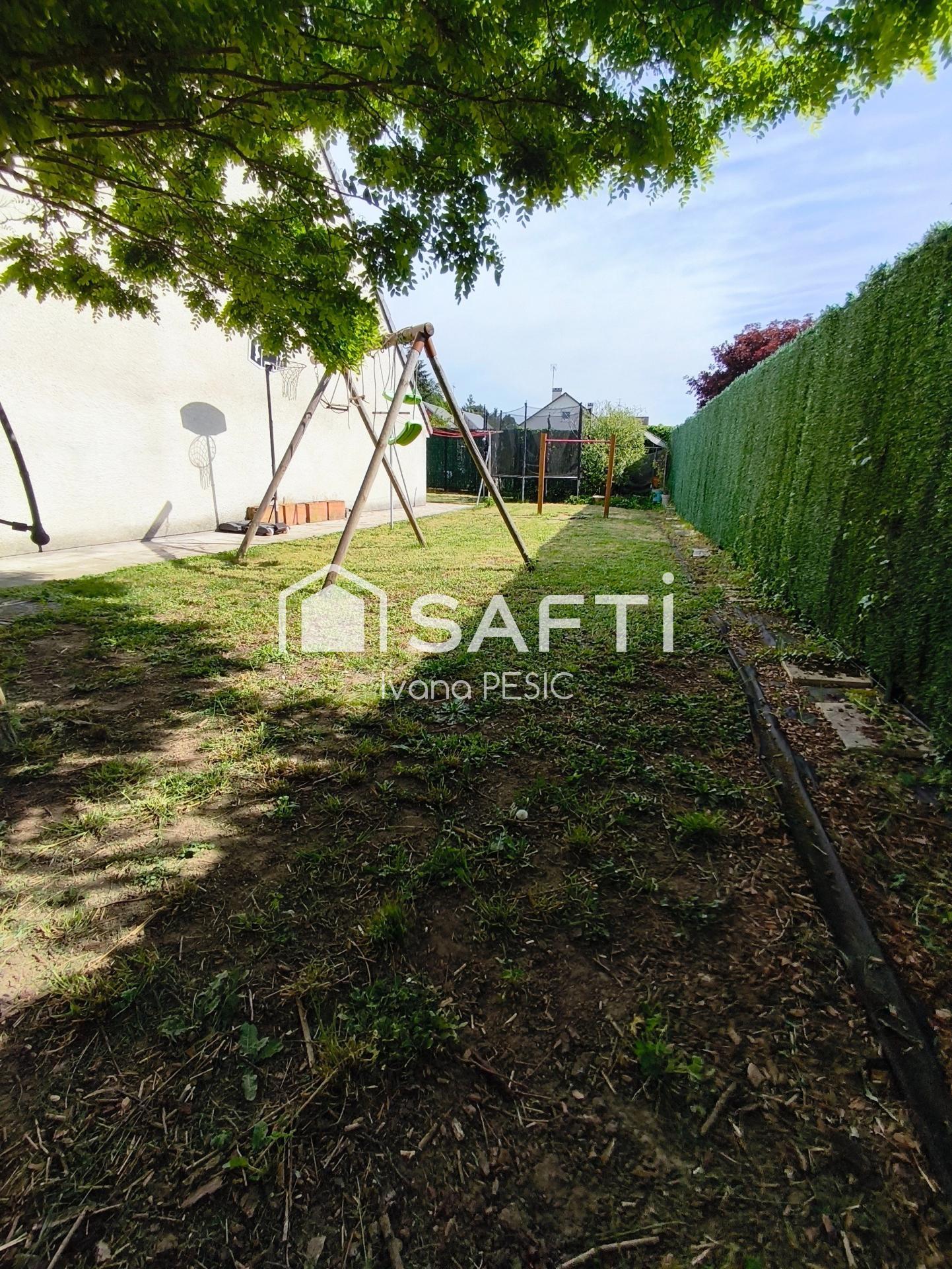 Photo SAFTI — Maison 6 pièces, 160 m² à Saint Jean Le Blanc 5