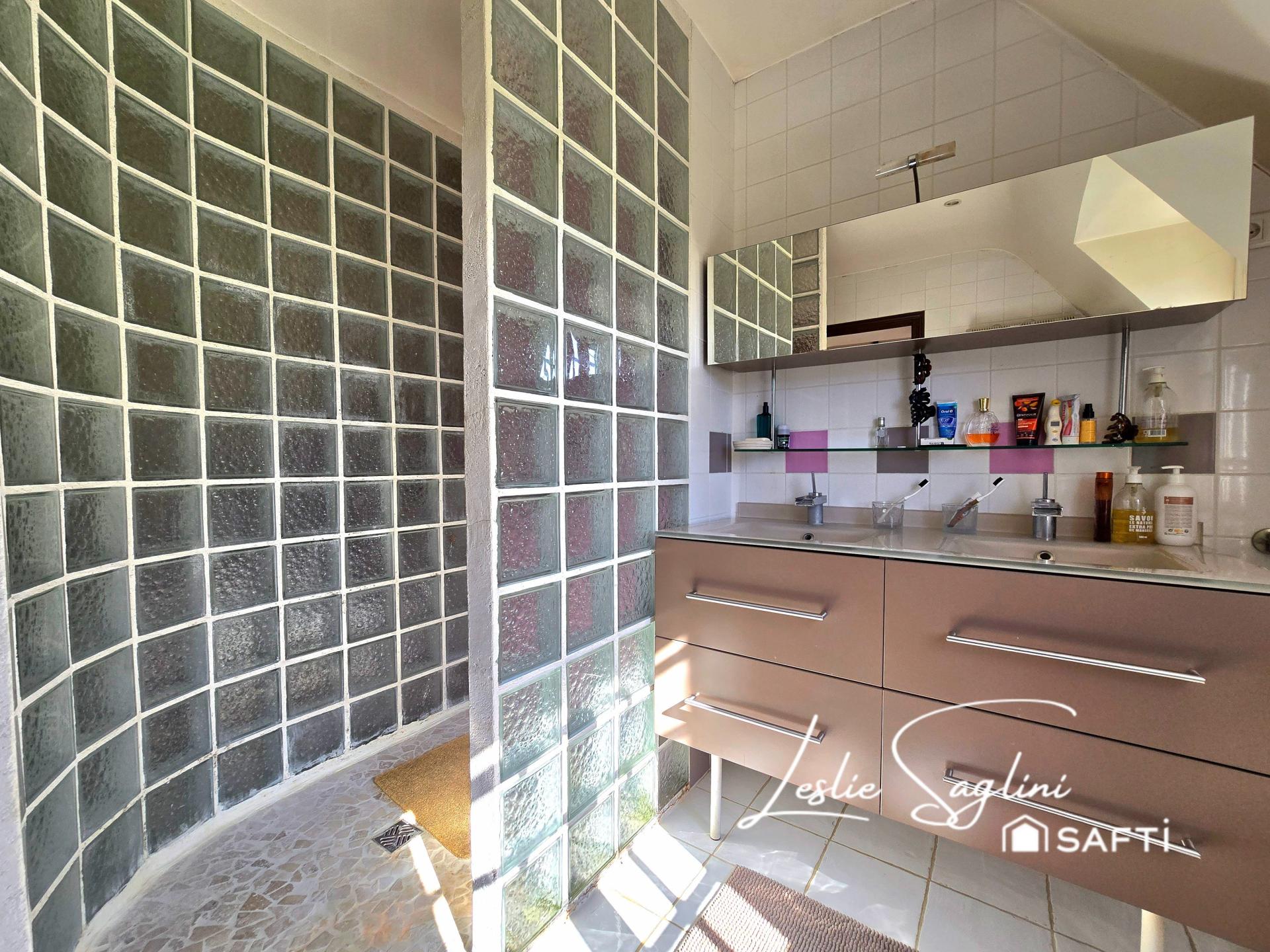 Photo 22 de l'annonce.