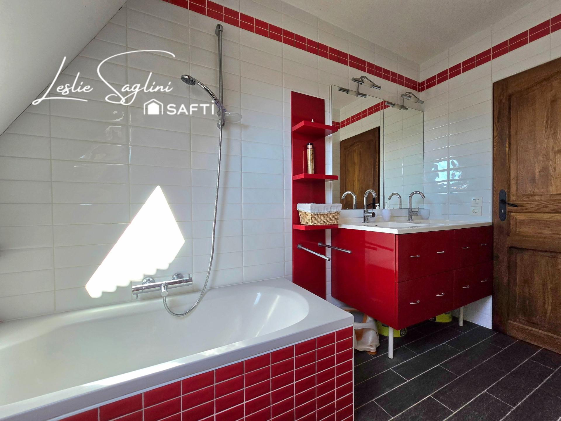 Photo 29 de l'annonce.