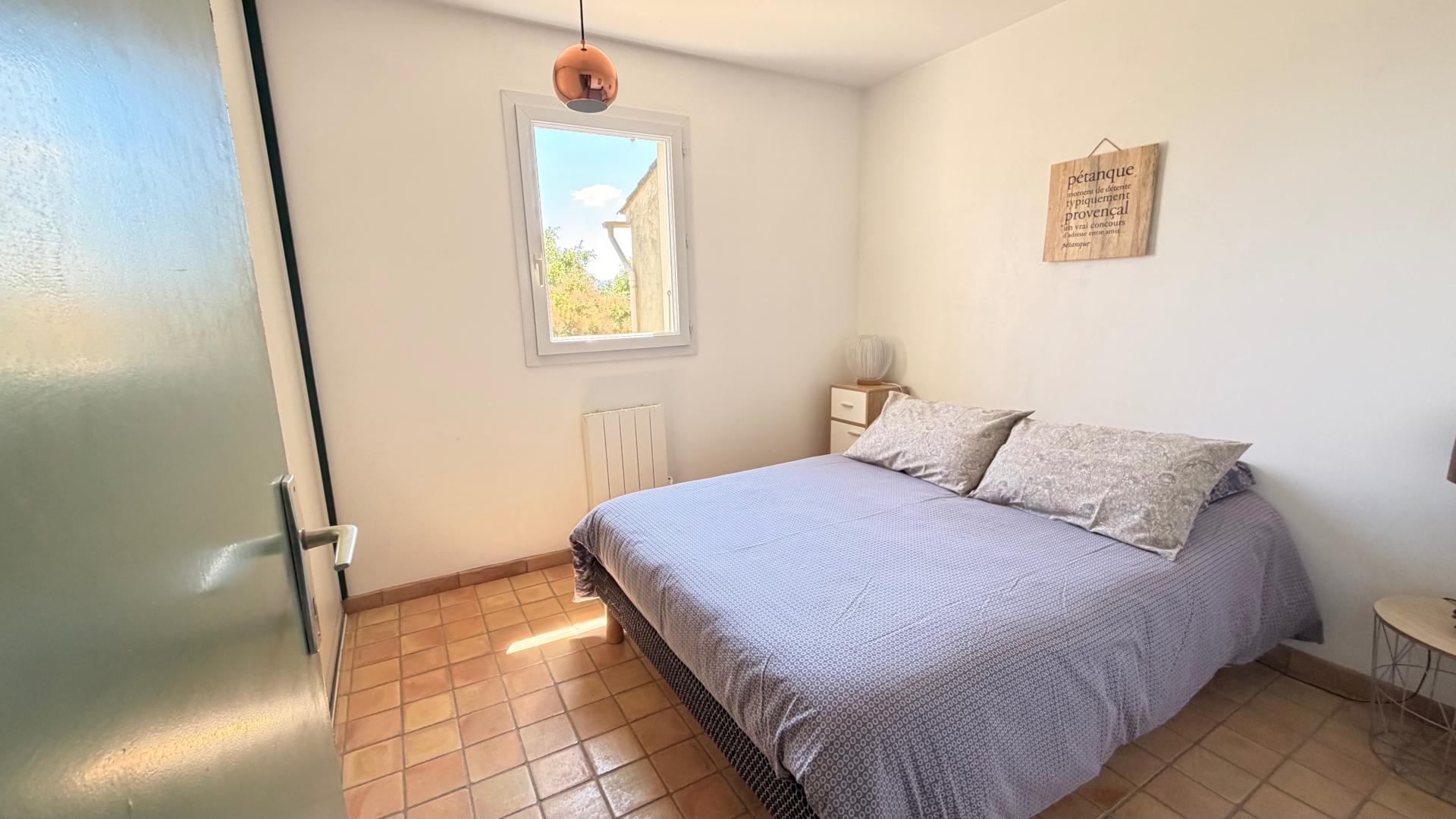 Photo 9 of the listing.
