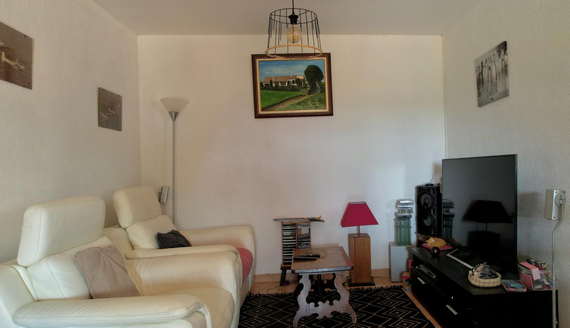 Photo 9 of the listing.