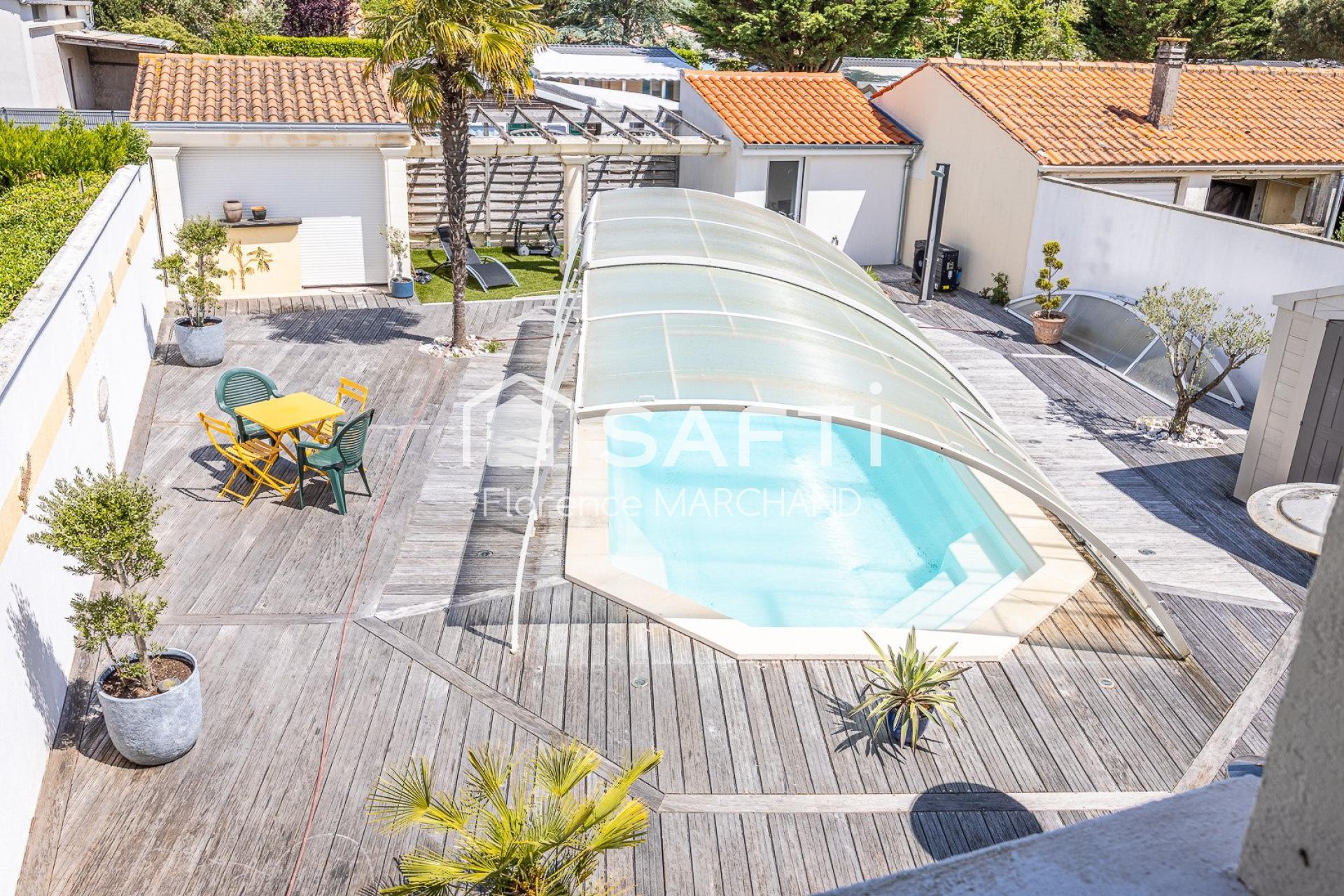 Maison familiale avec espaces de vie indépendants-Idéale grande famille ou projet d'accueil