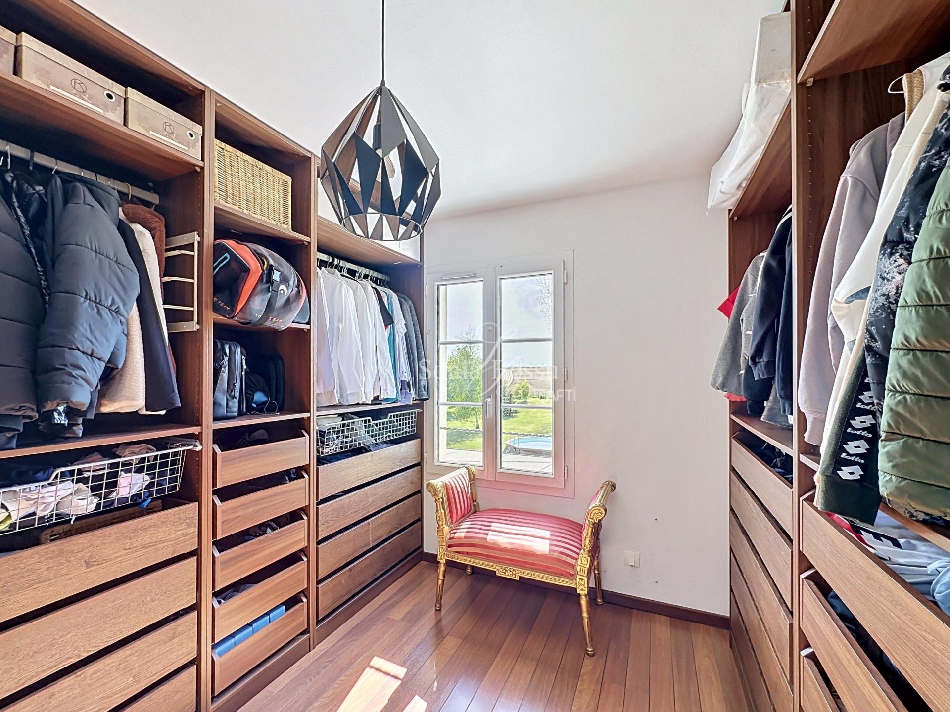 Photo 15 de l'annonce.