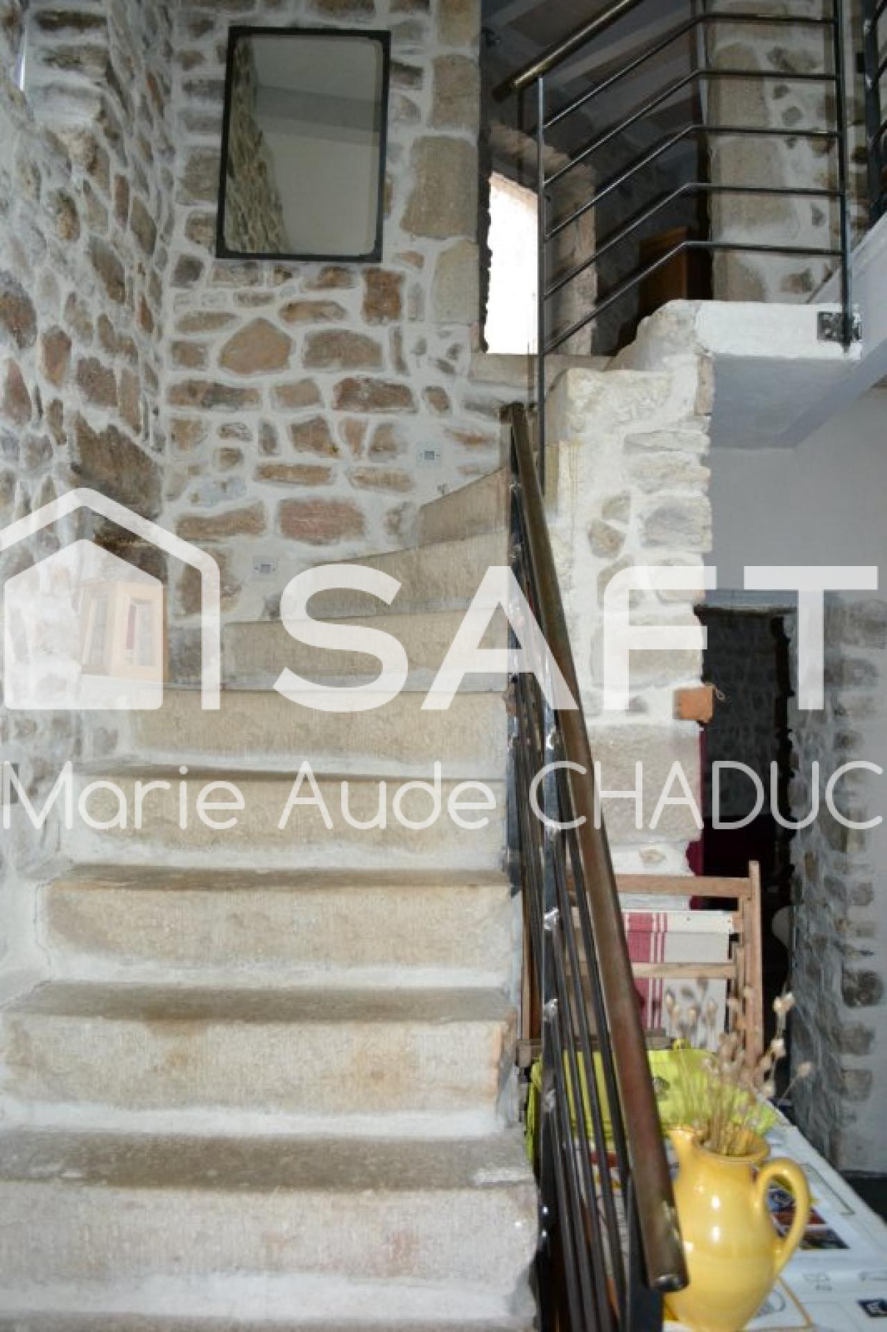 Maison avec Gîte et chambre d'hôte -T5 - 104 m2 - terrasse