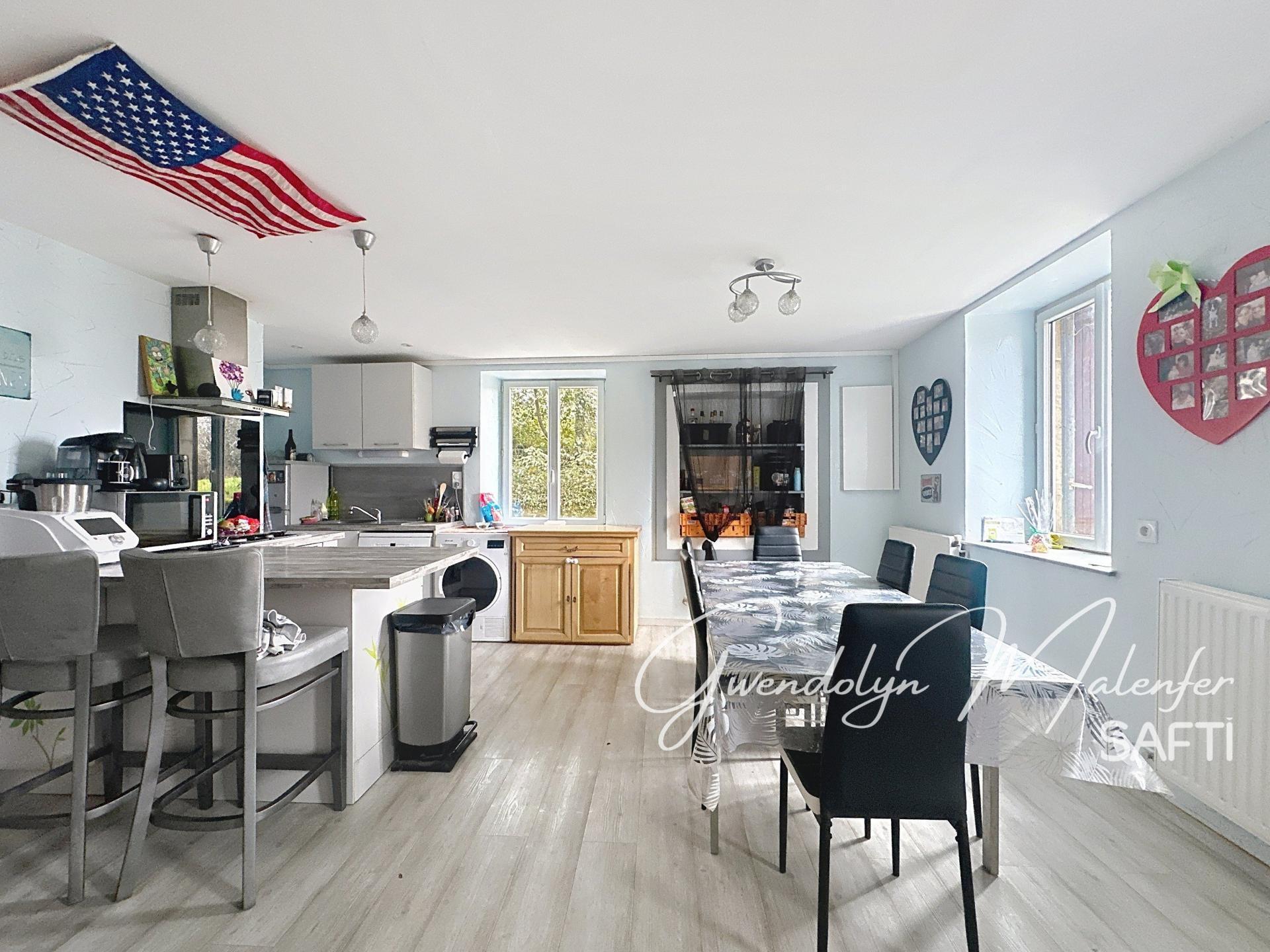 Photo SAFTI — Maison 4 pièces, 135 m² à Villers Farlay 2