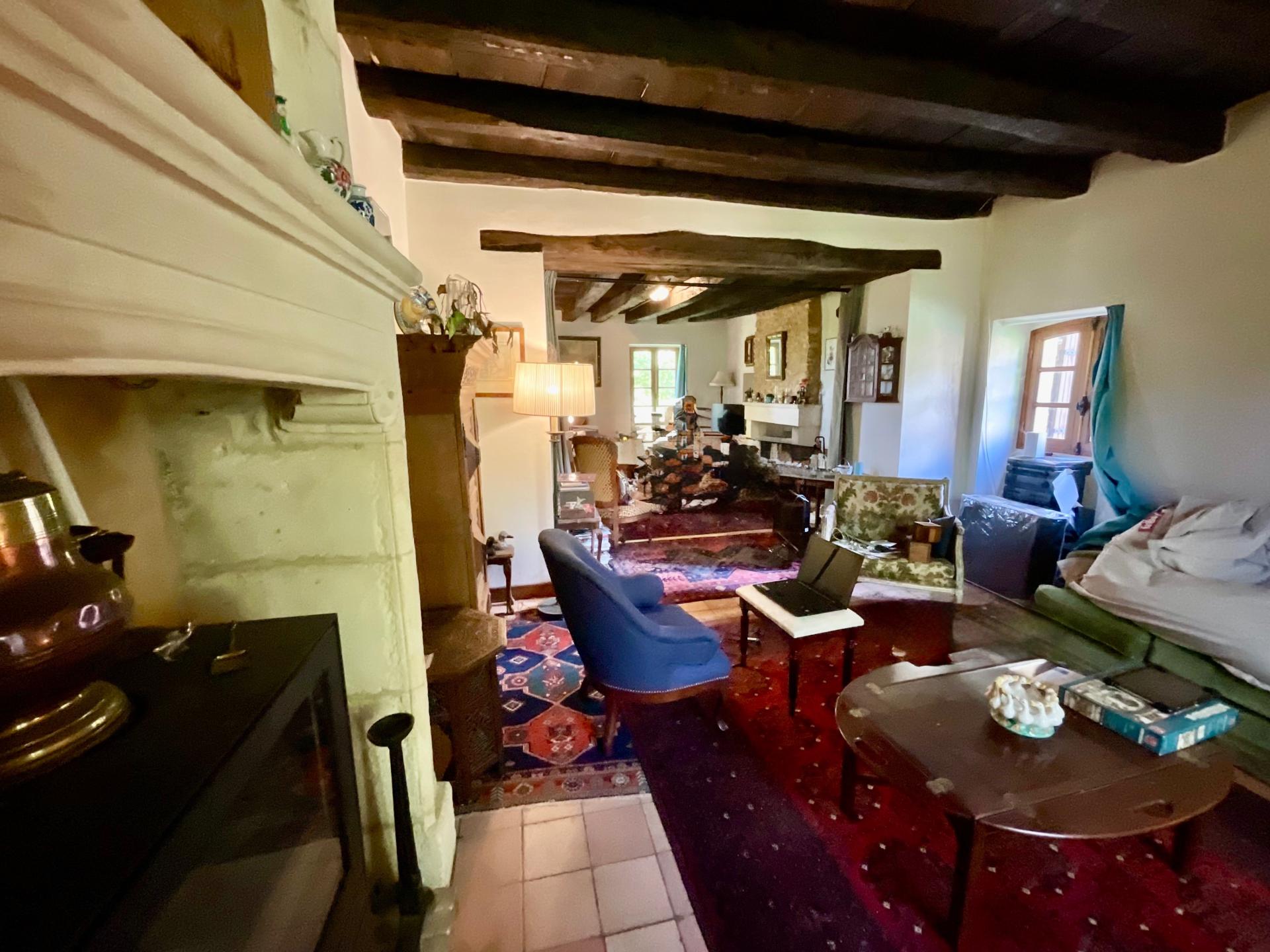 Photo 9 of the listing.