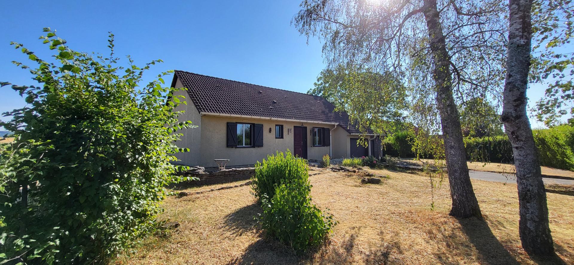 Photo SAFTI — Maison 4 pièces, 90 m² à Goux Les Dambelin 3