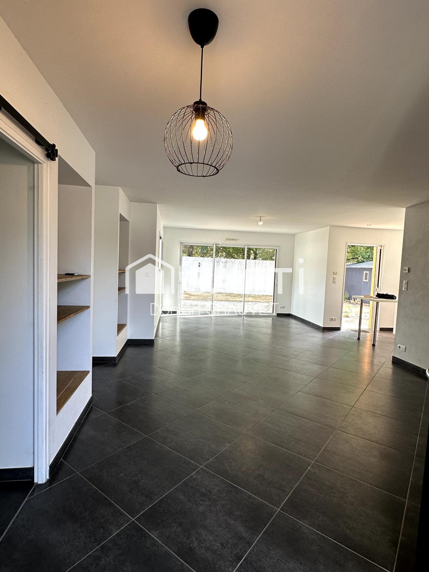 Photo SAFTI — Maison 5 pièces, 117 m² à Aizenay 2