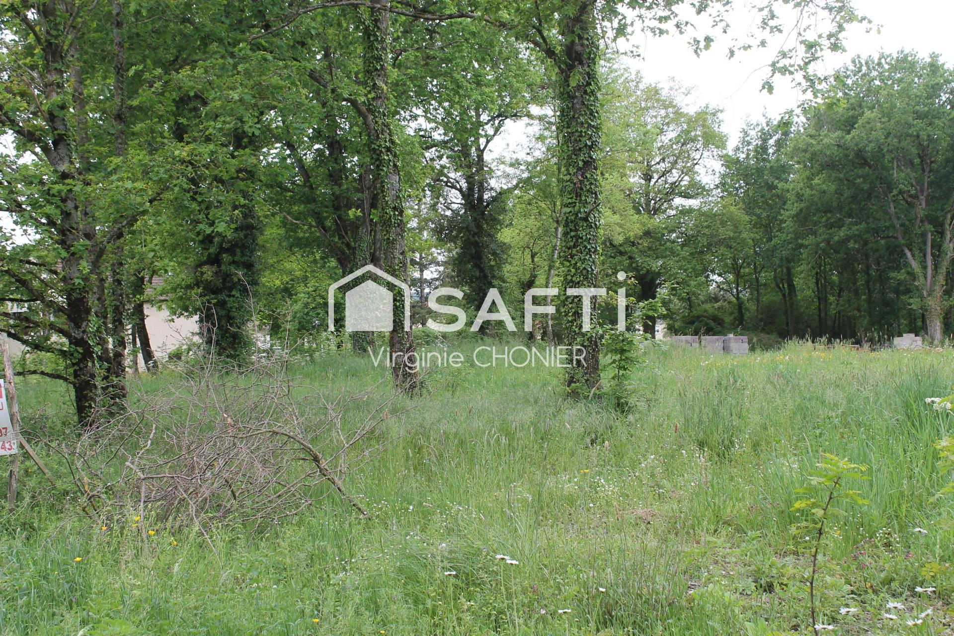 Terrain constructible de 1220m2 plat