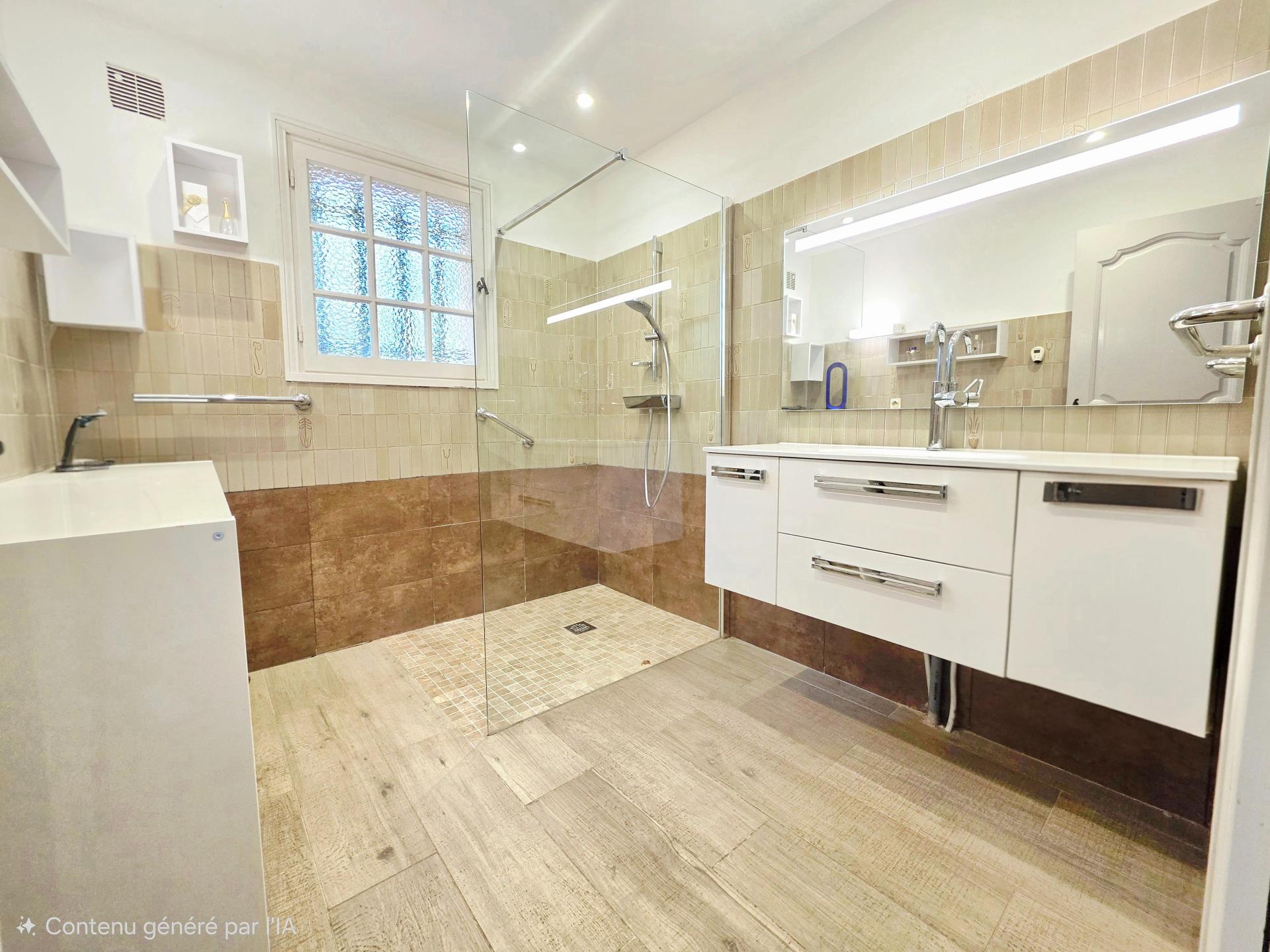 Photo 8 of the listing.