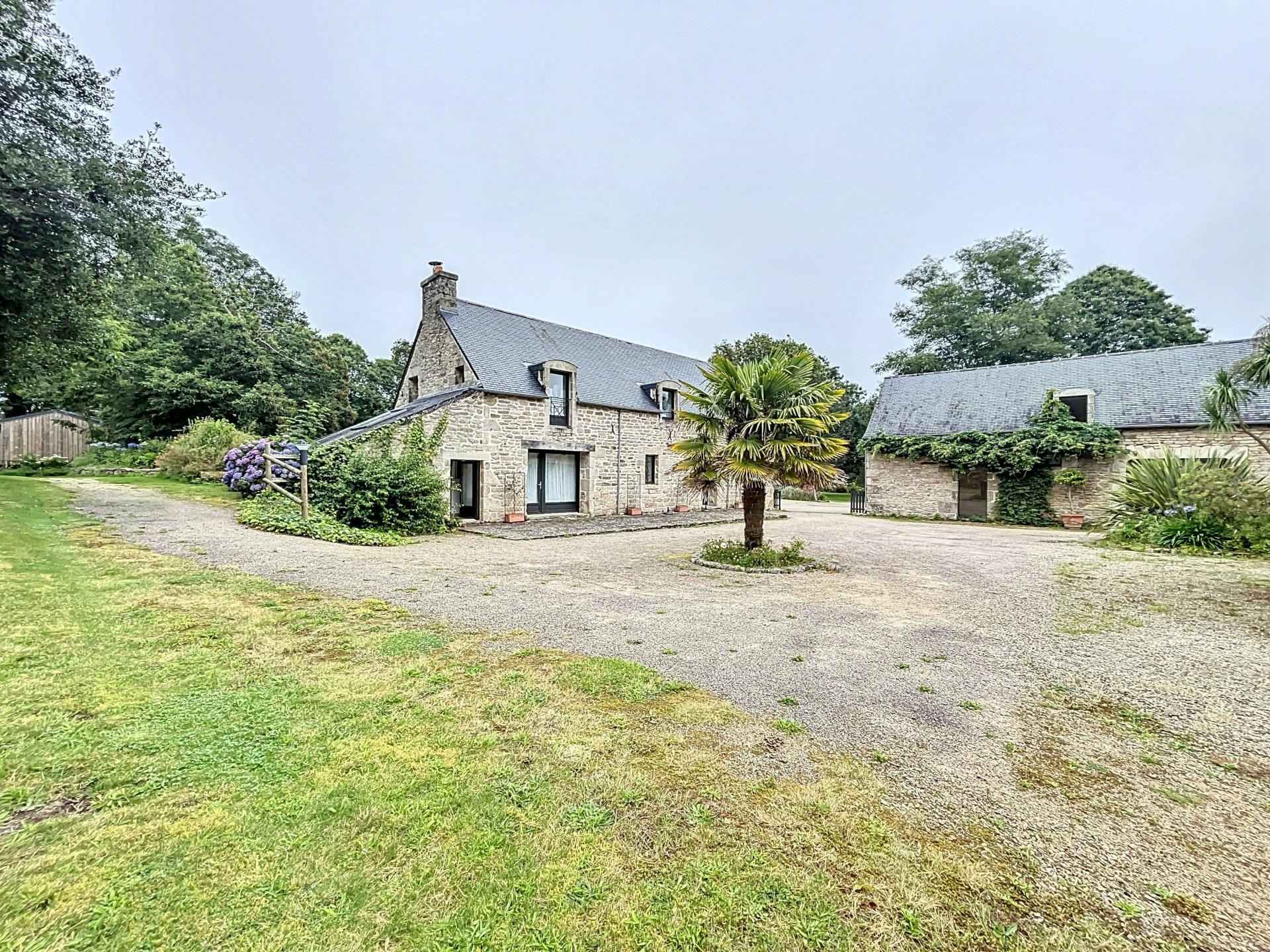 Photo 7 of the listing.
