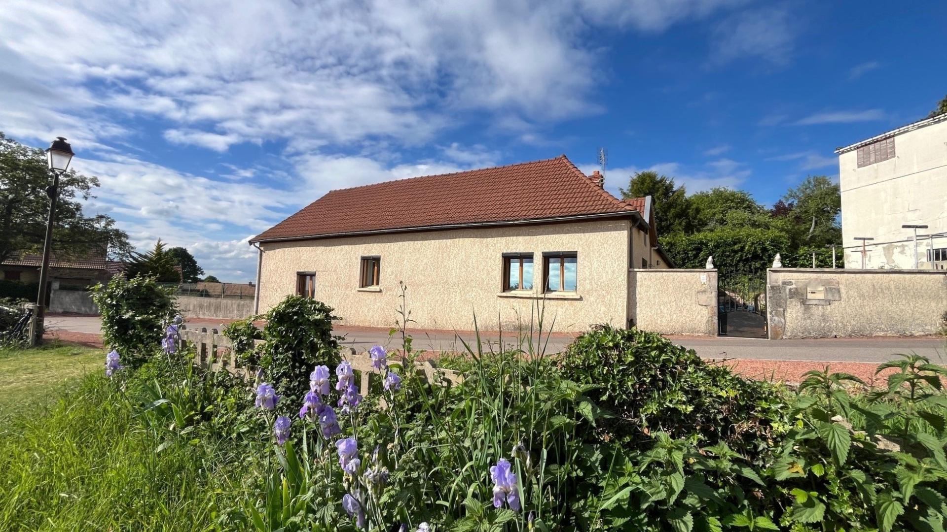 Photo SAFTI — Maison 4 pièces, 123 m² à Beaubery 2