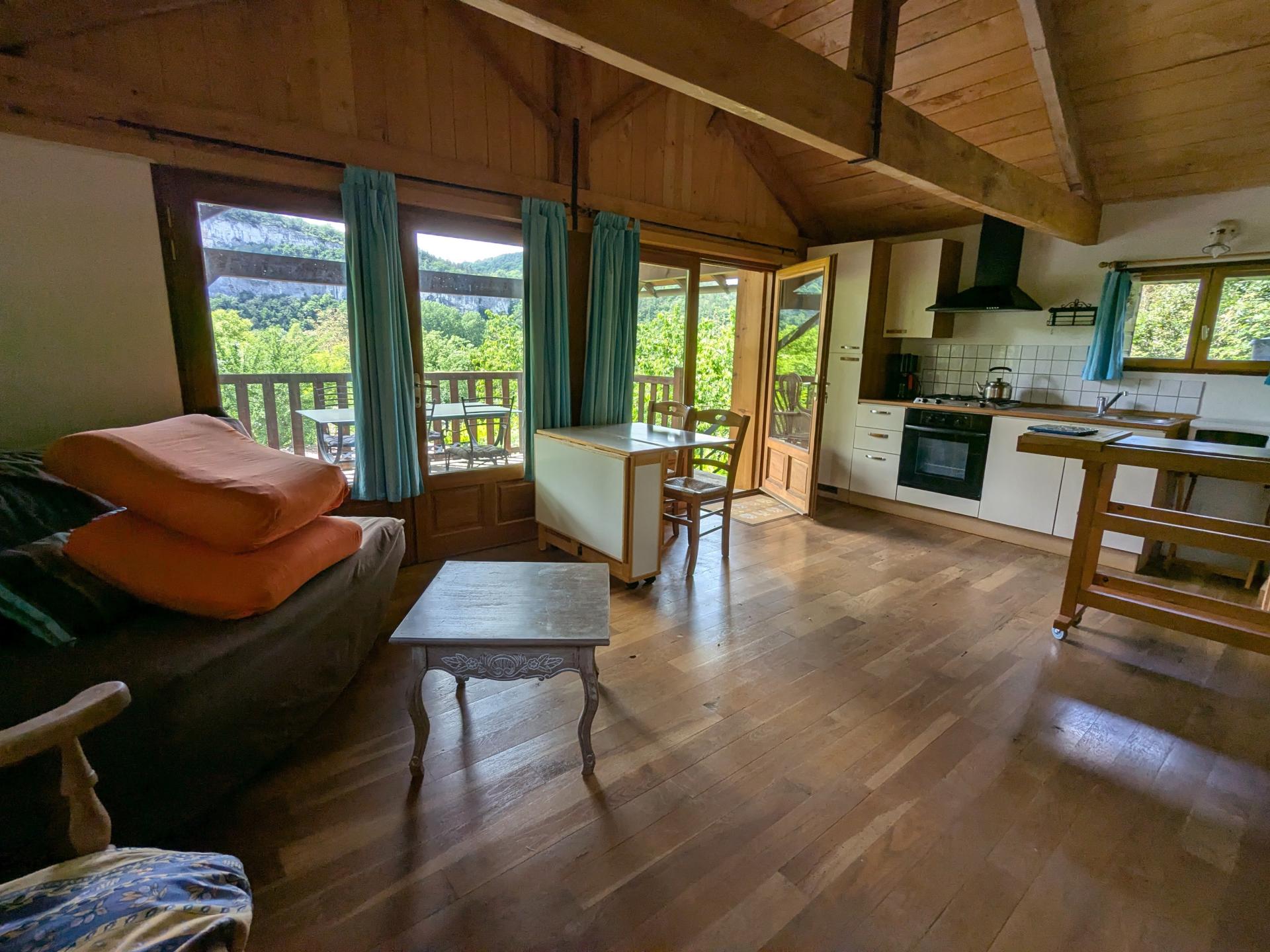 Photo 9 of the listing.